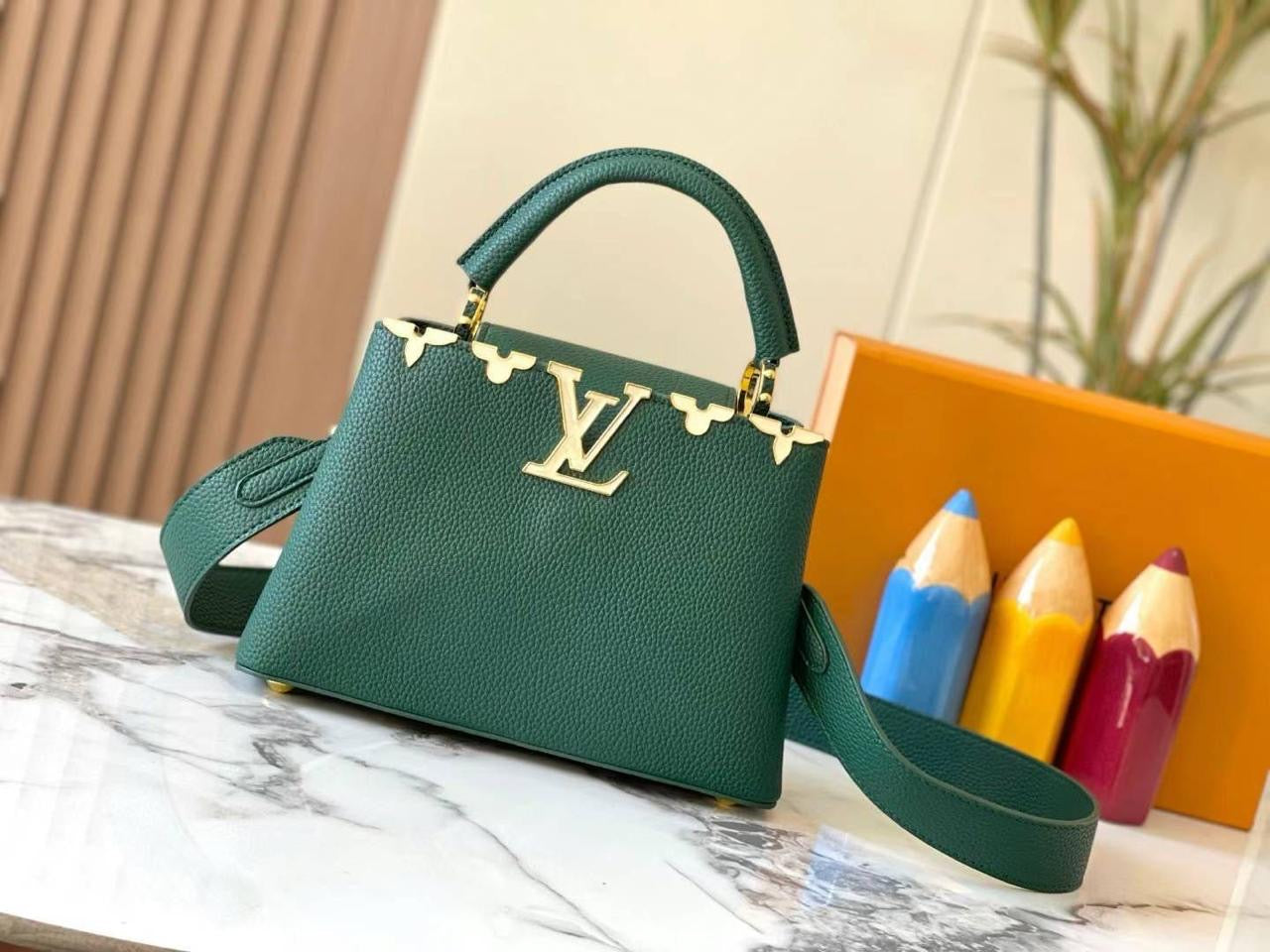 Lv bag capucines