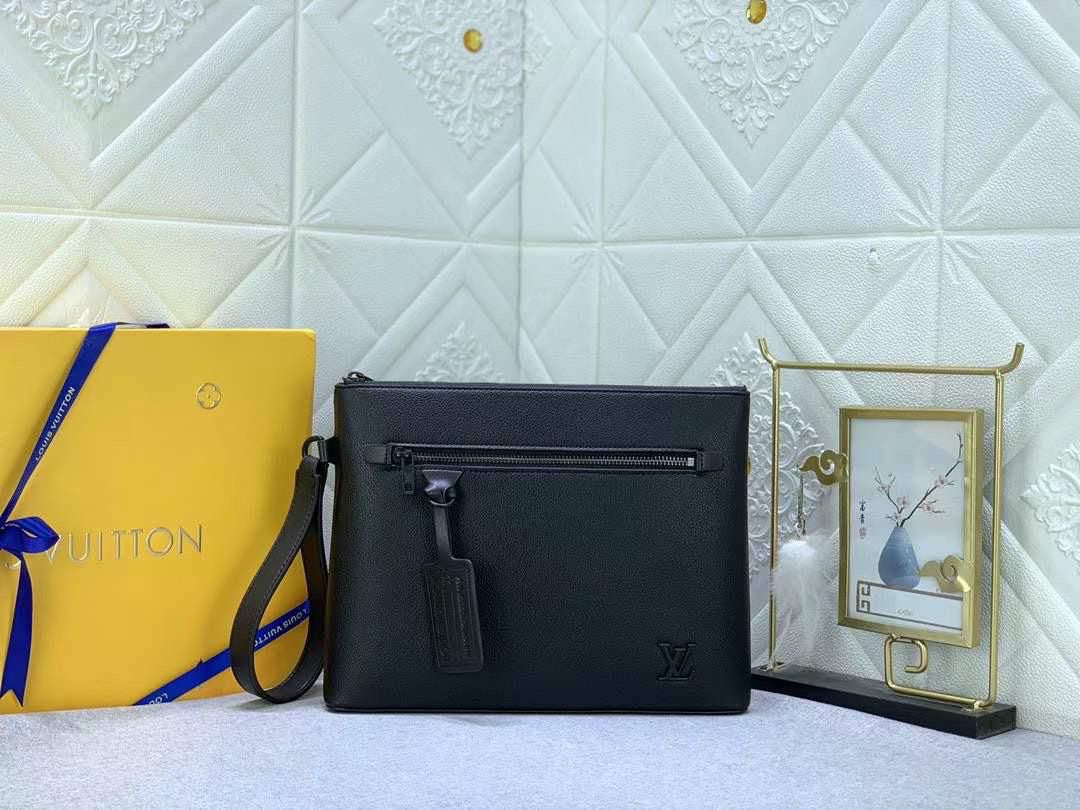 Lv bag - pouch