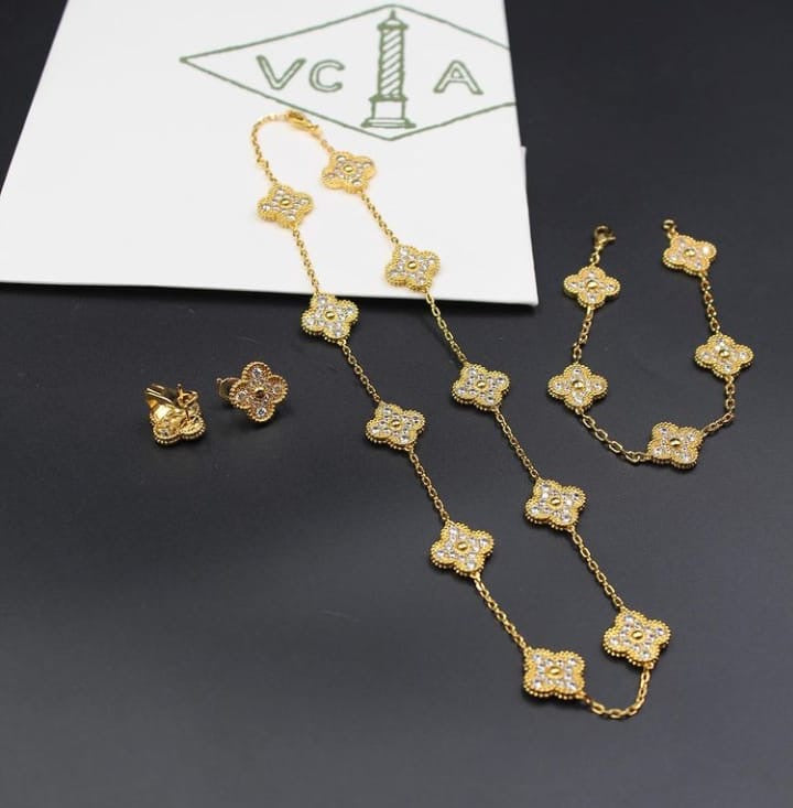 Van cleef jewelry set