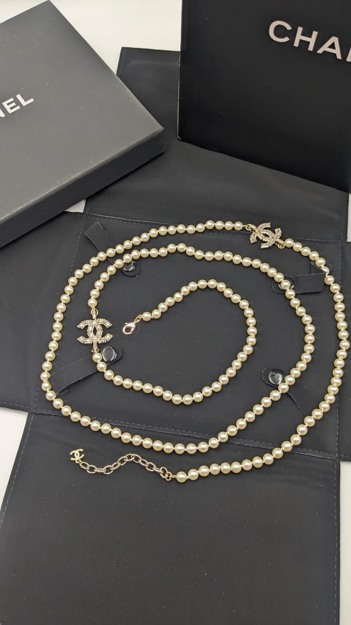 Chanel necklace - pearl long