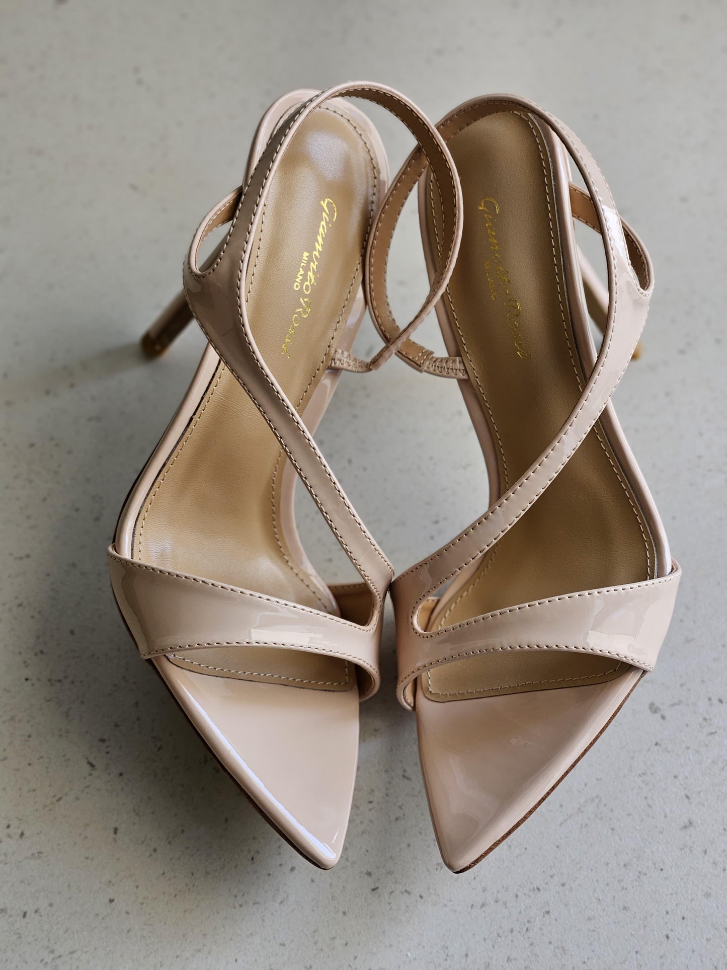 G rossi sandals heels