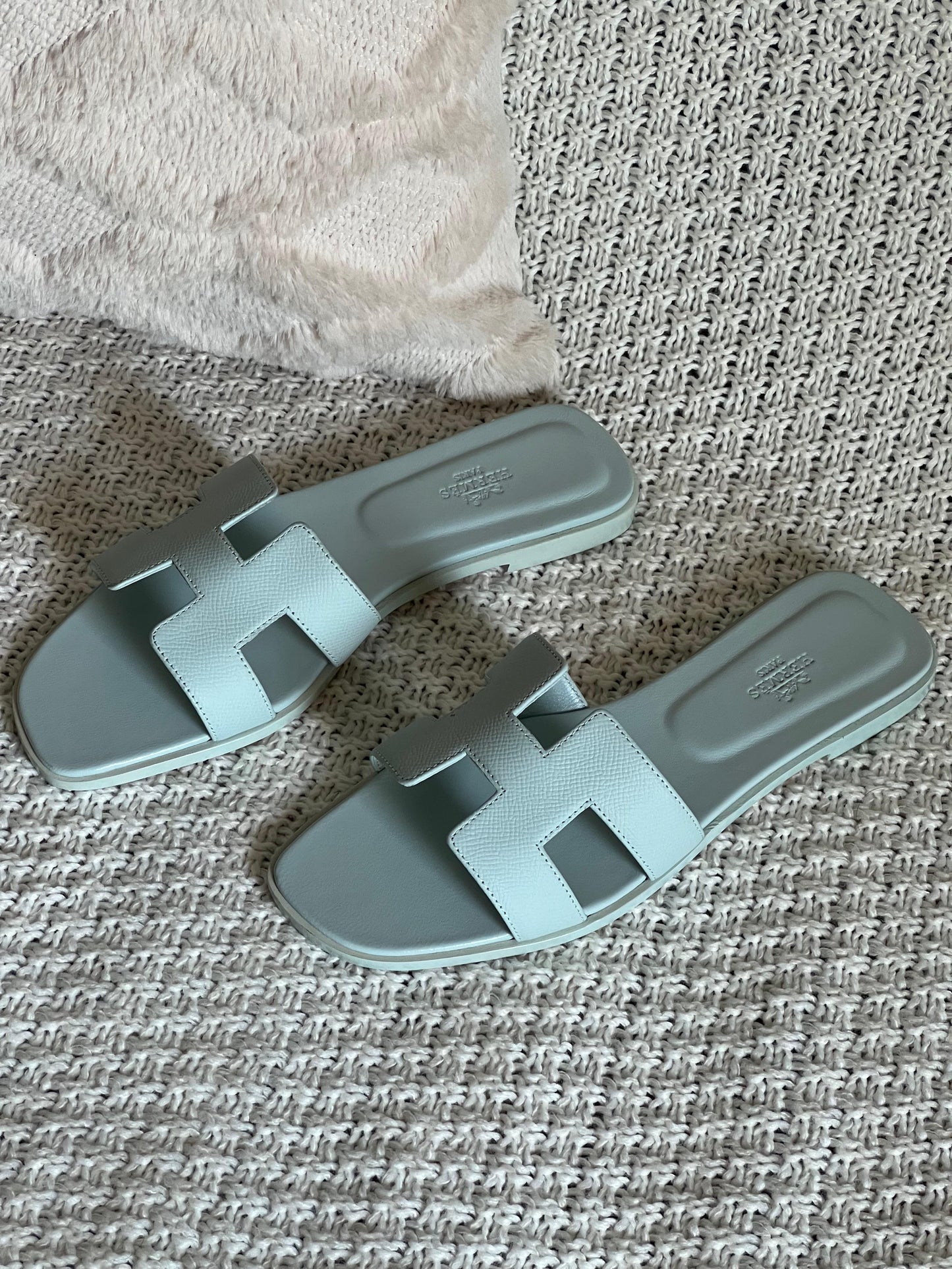 Hermes slippers blue