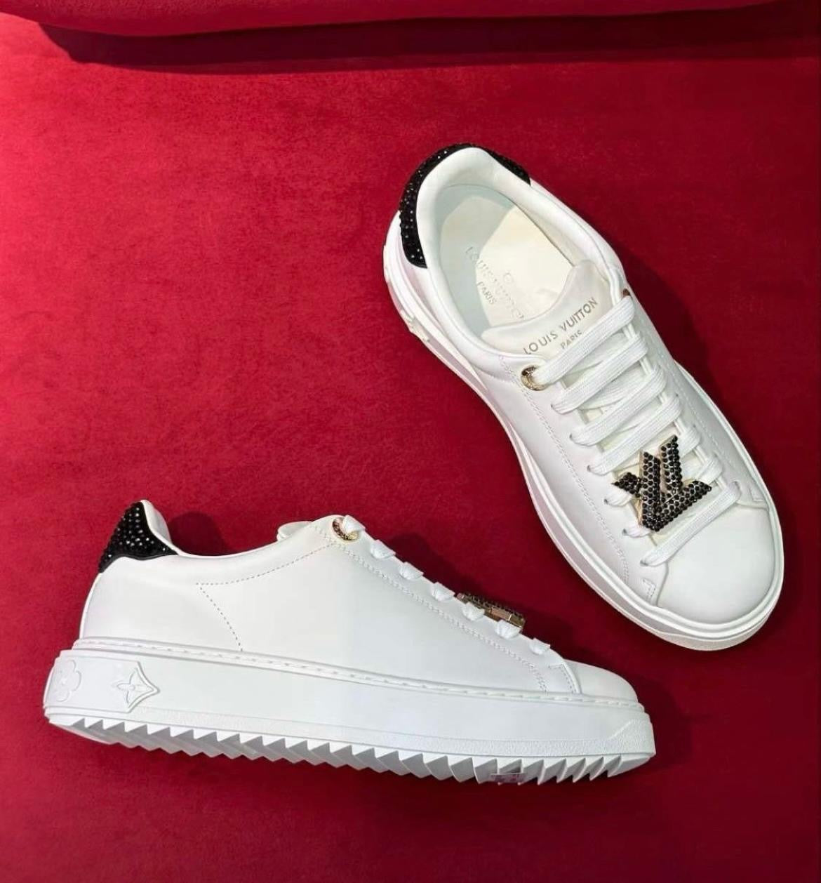 Lv sneakers