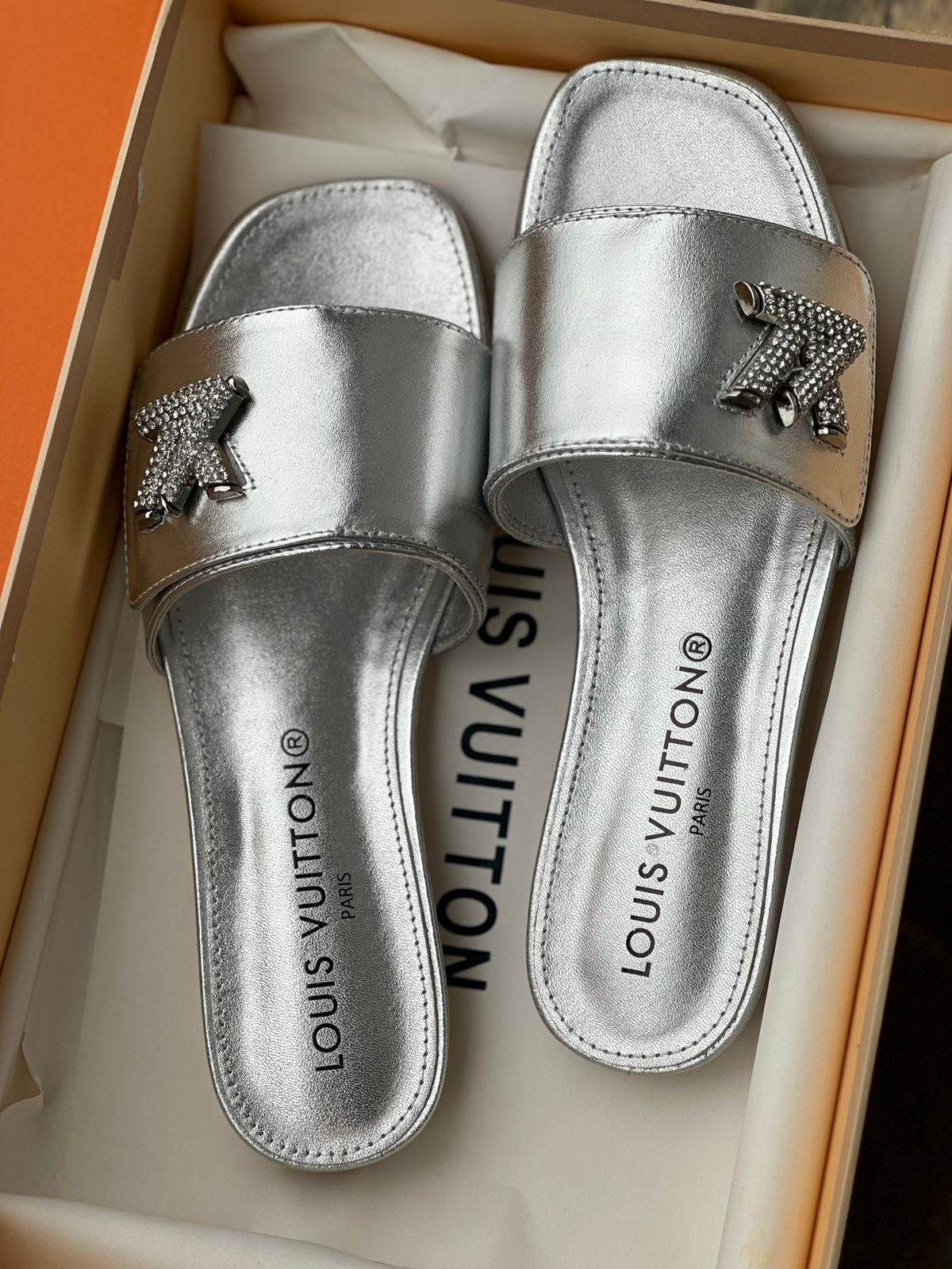 Lv slippers & sandals heels - silver