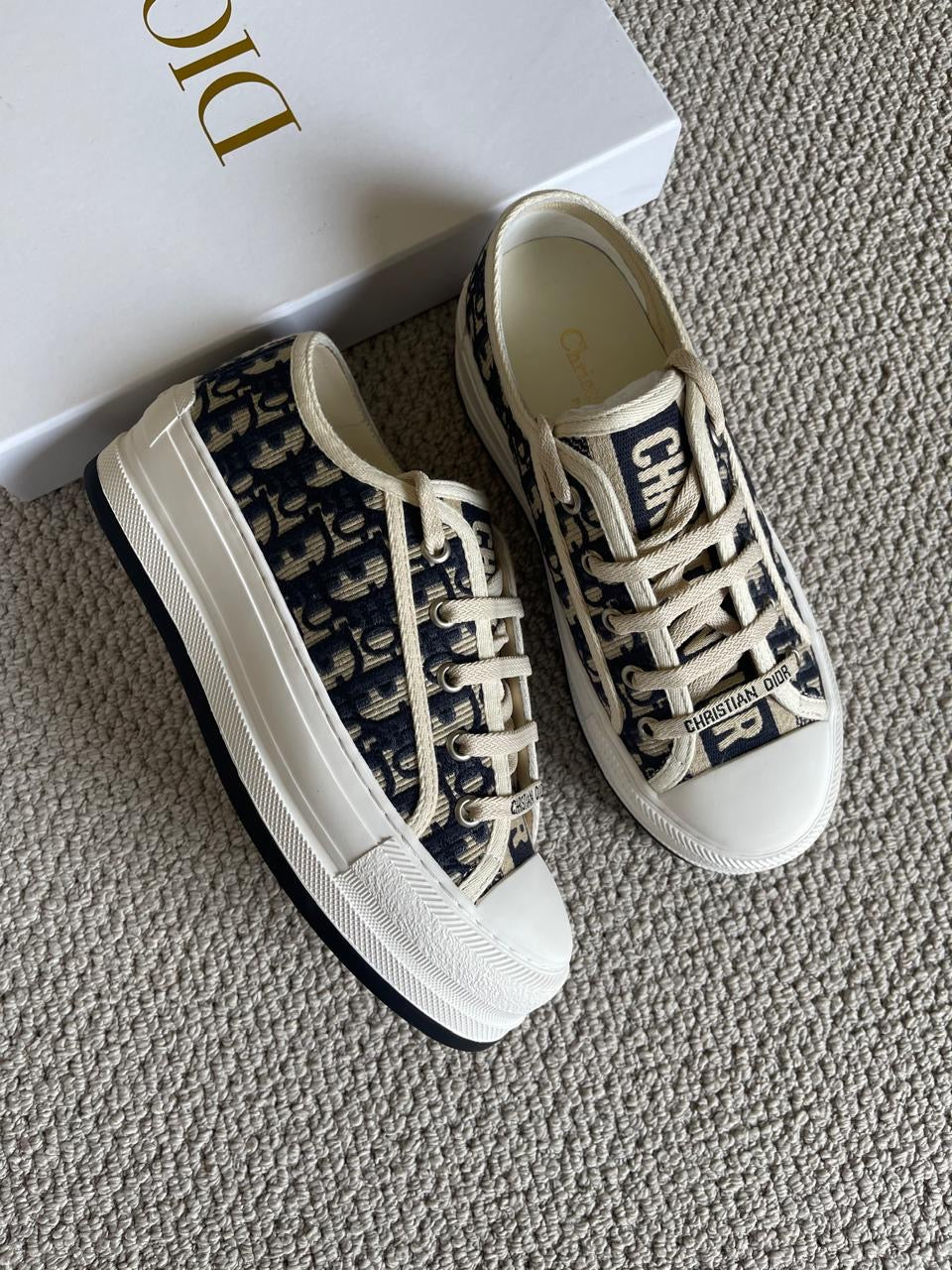 Dior sneakers
( high - low )