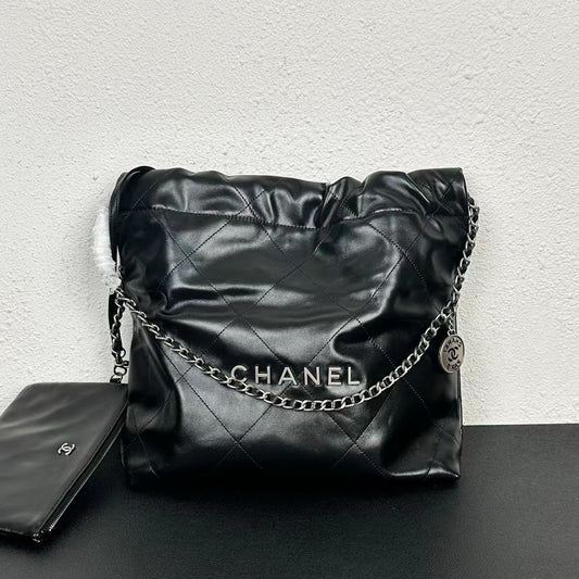 Chanel bag tote