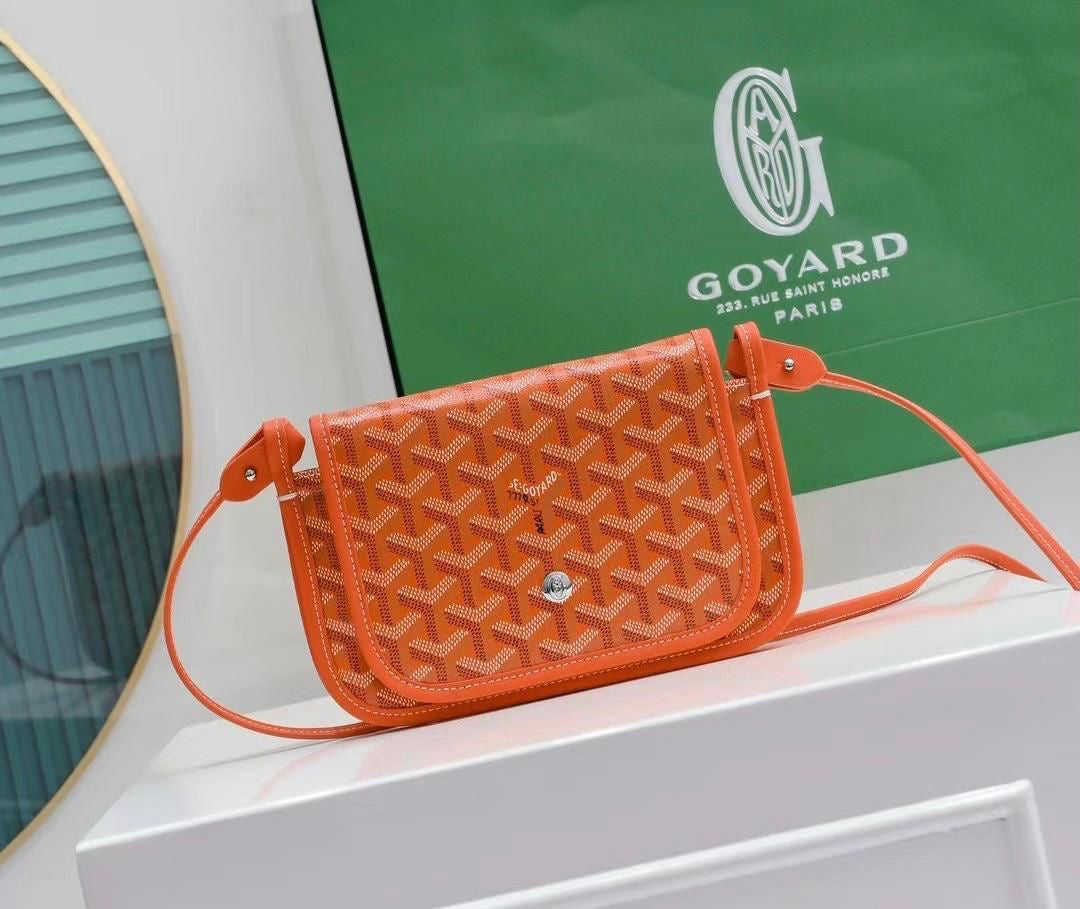 Goyard bag