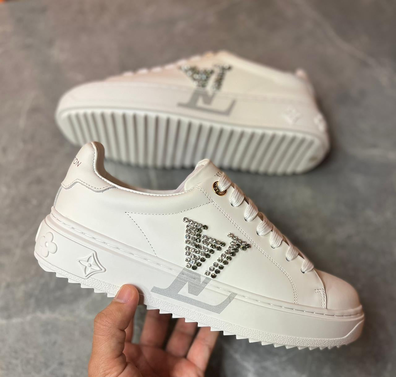 Lv sneakers