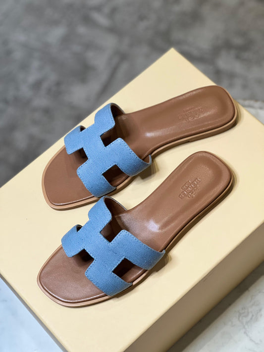 Hermes slippers