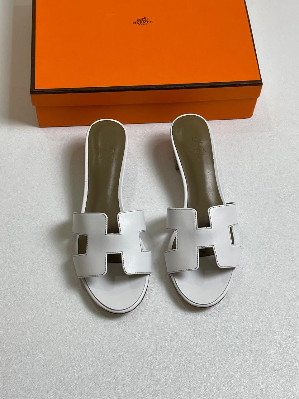 Hermes sandals heels