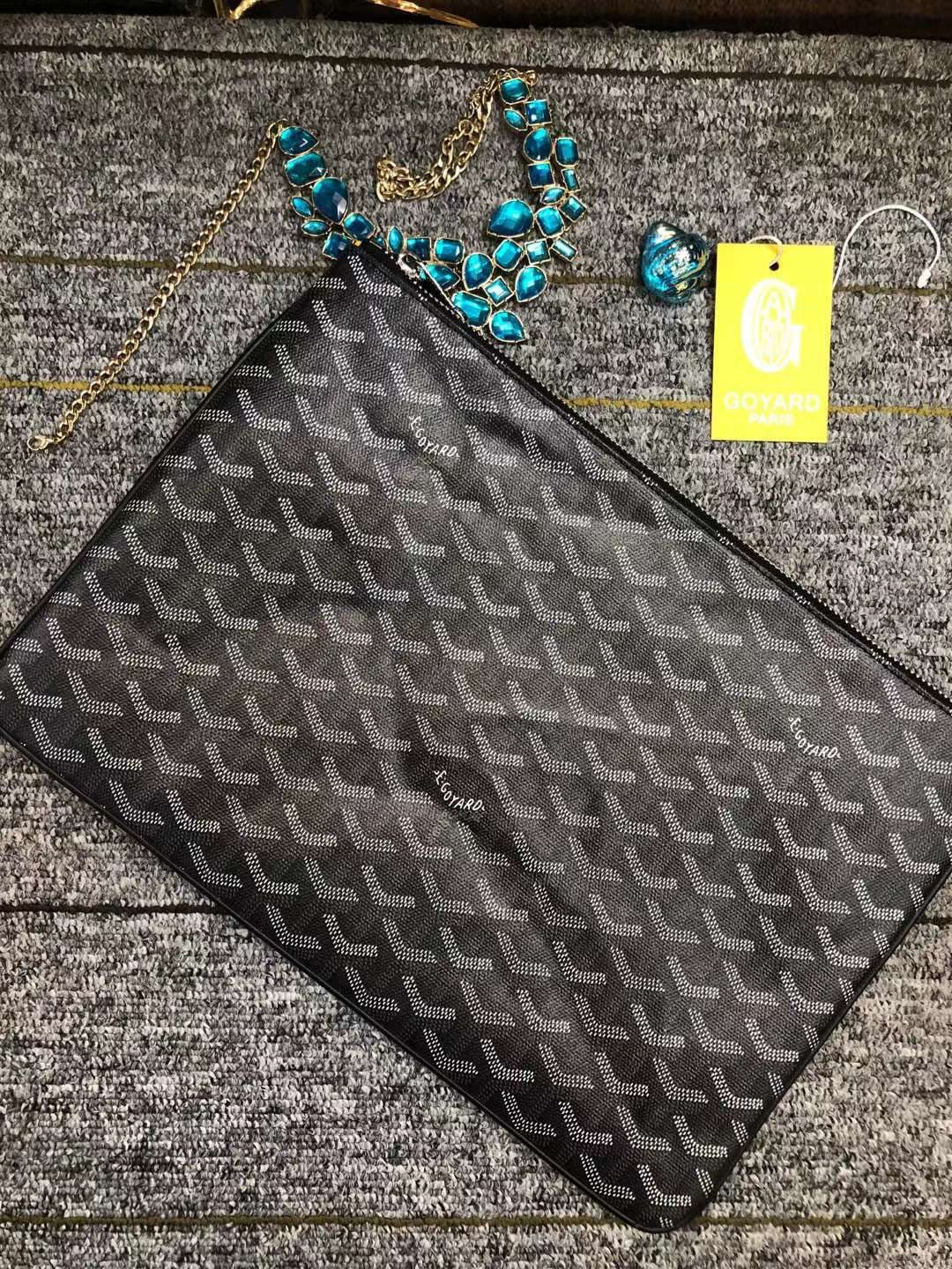 Goyard bag