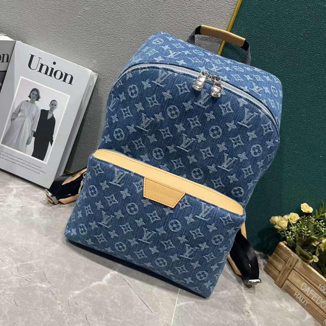 Lv bag - backpack