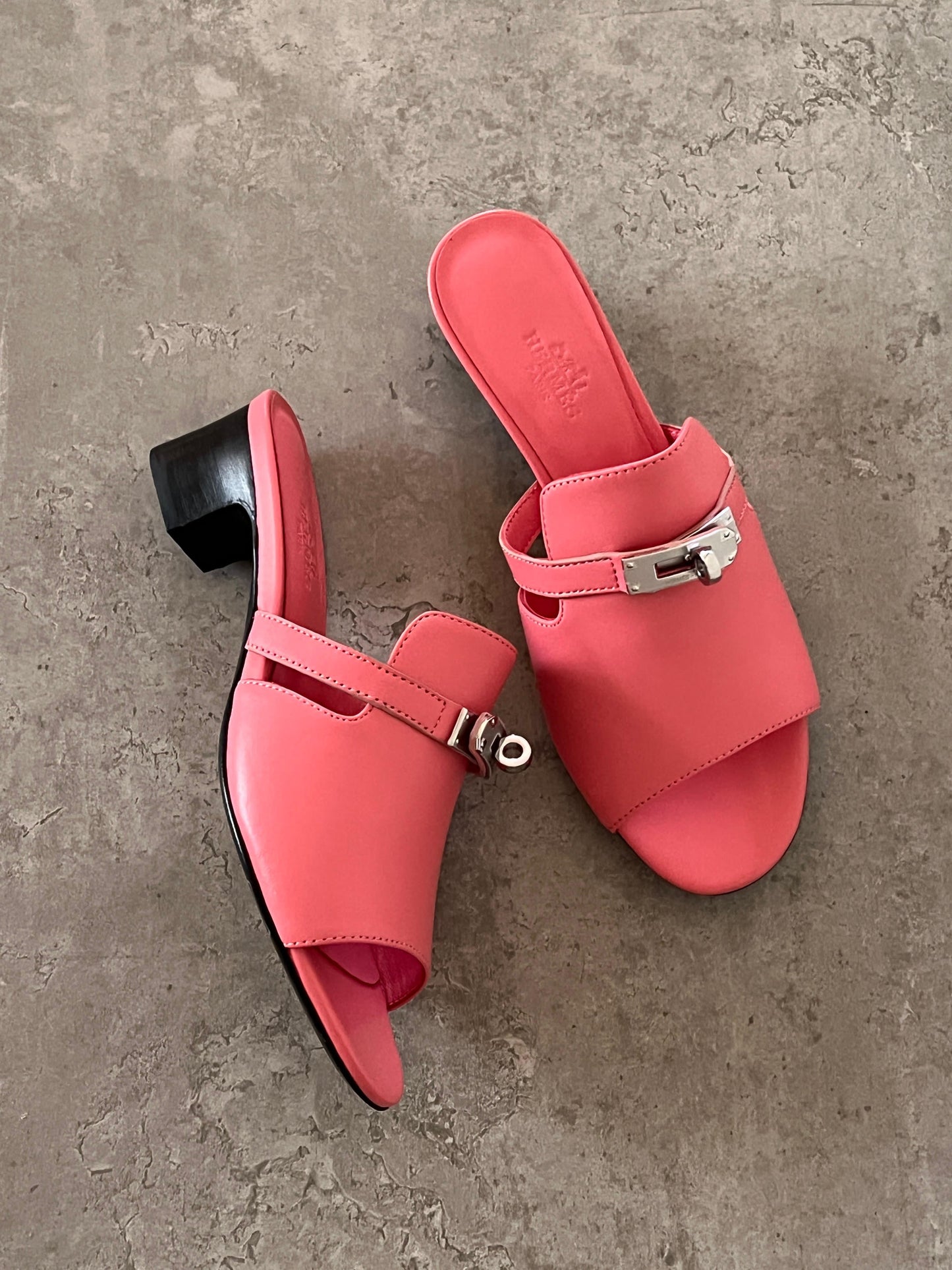 Hermes sandals heels hot pink