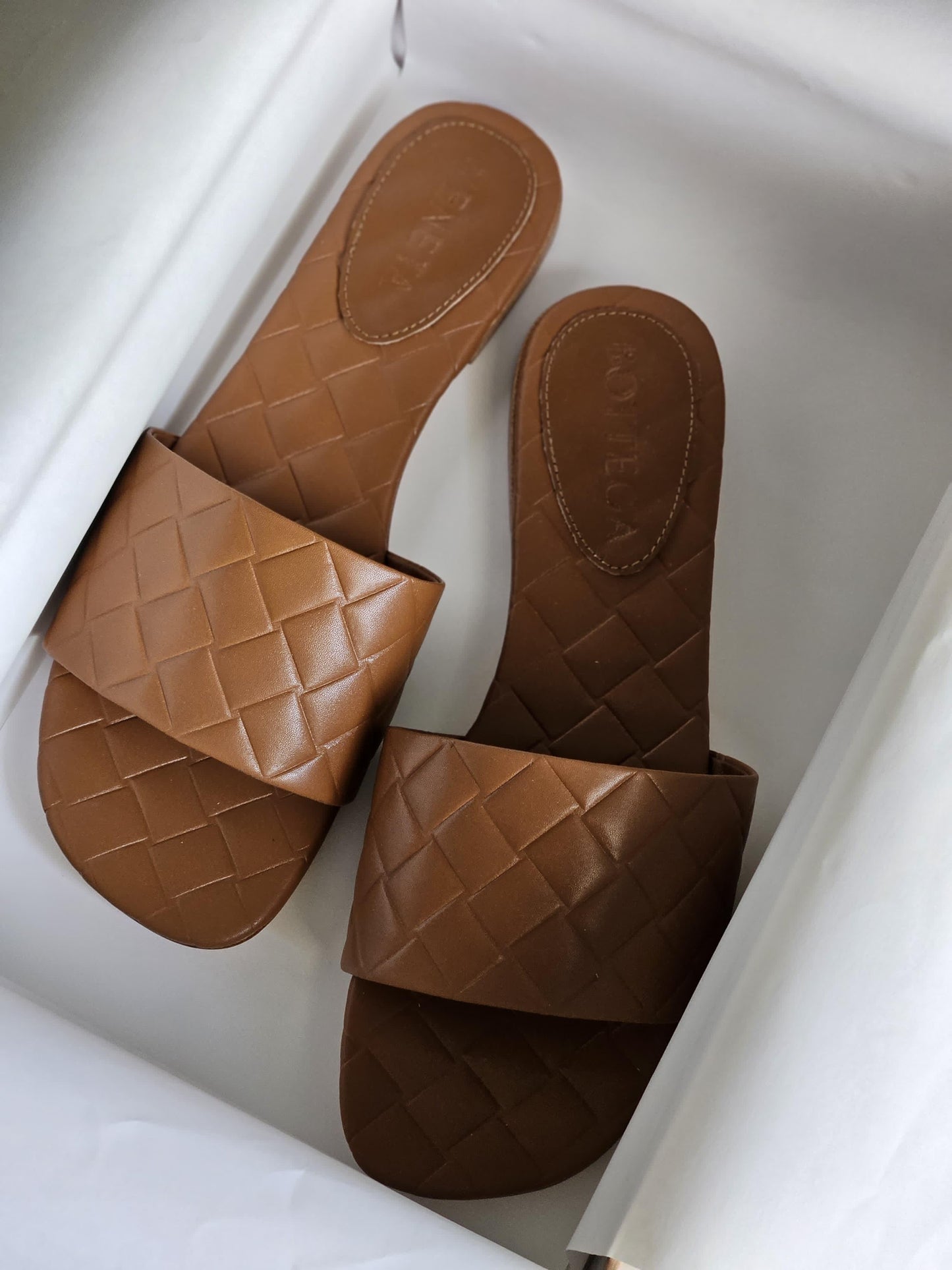 Bottega slippers brown