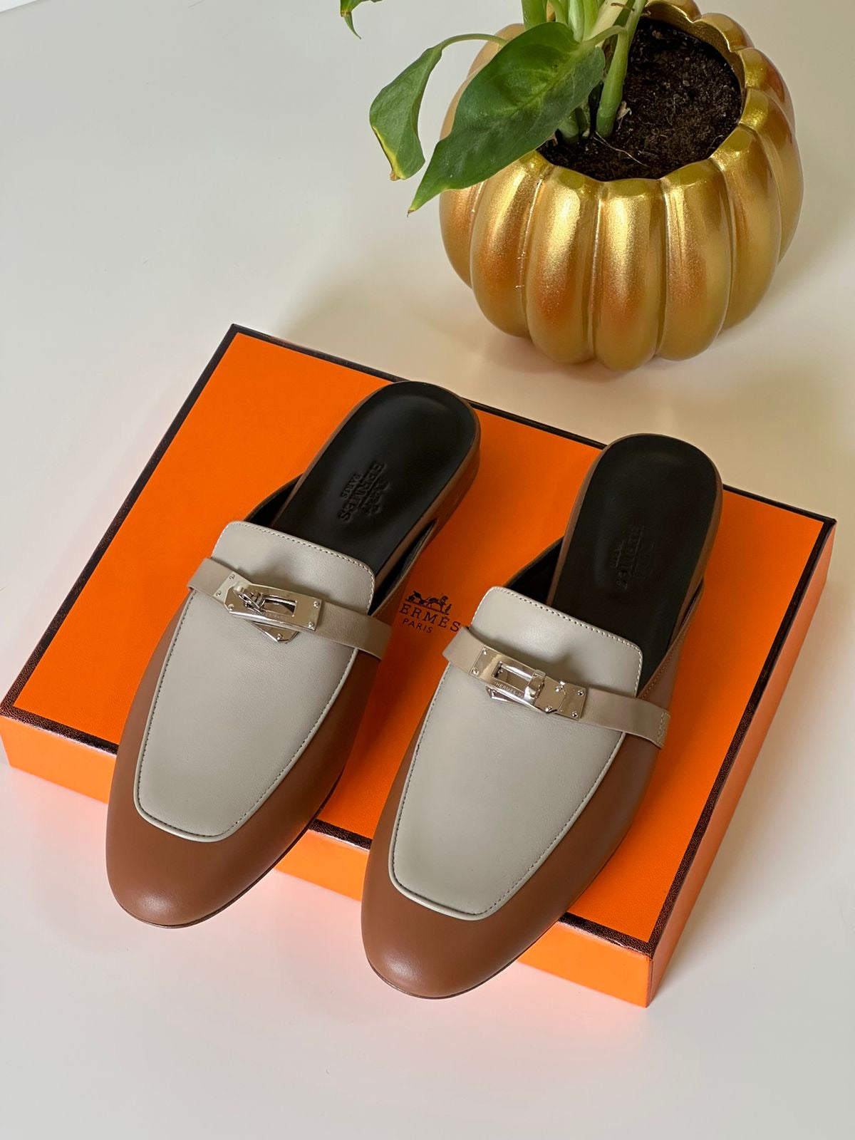 Hermes mules flat