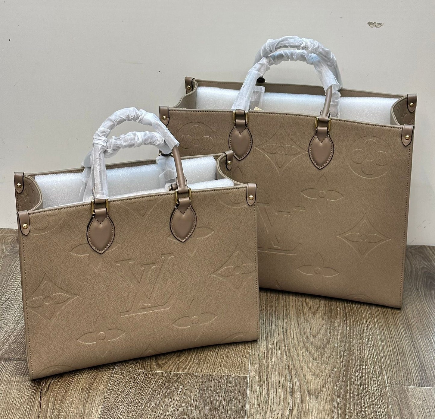 Lv bag tote