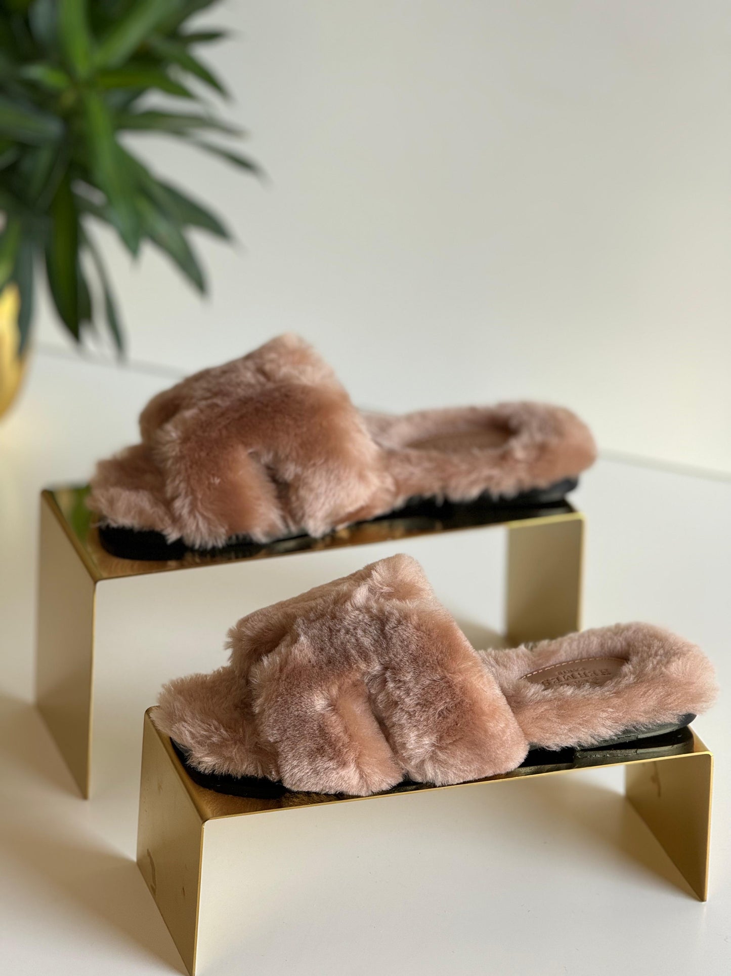 Hermes slippers with fur