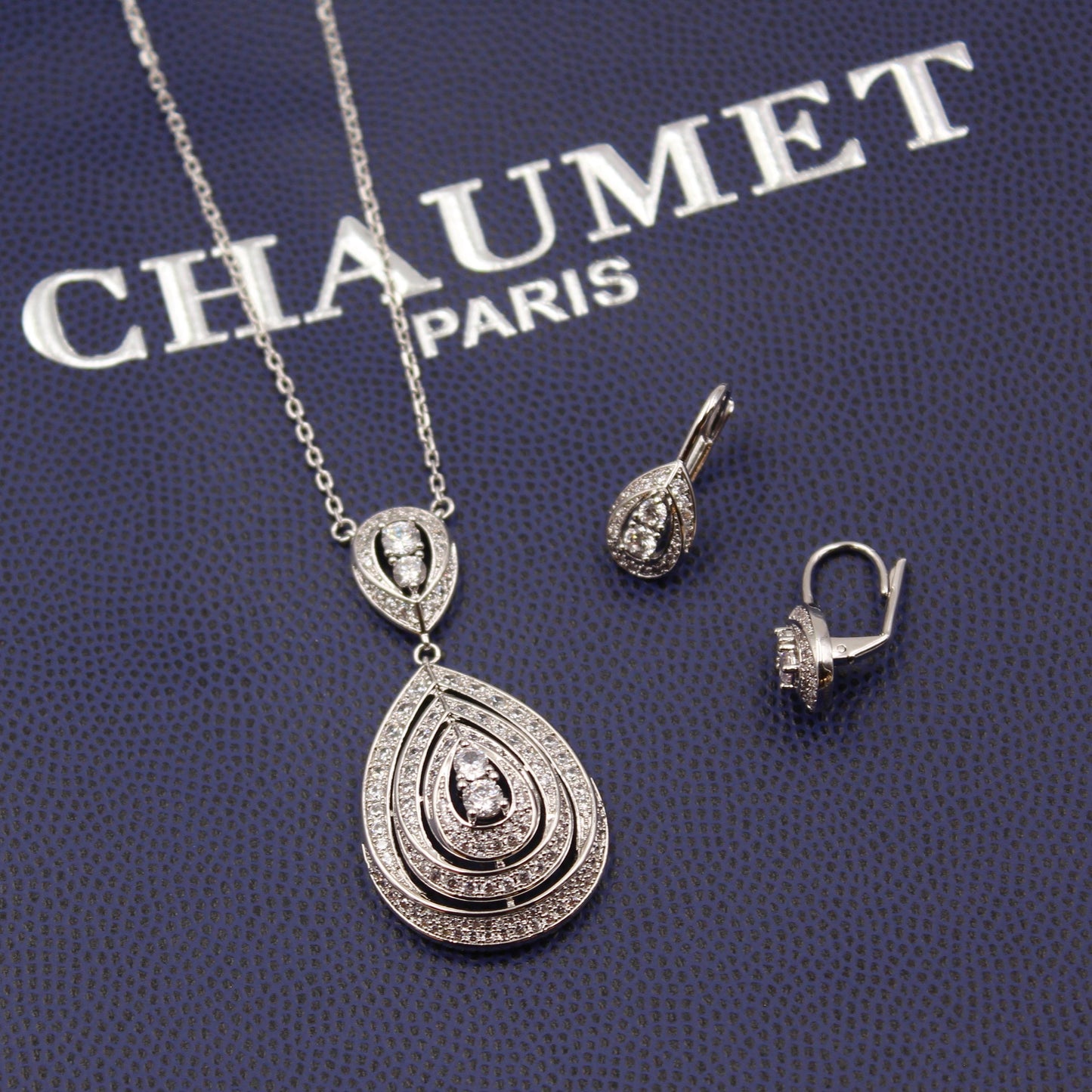 Chaumet jewelry set