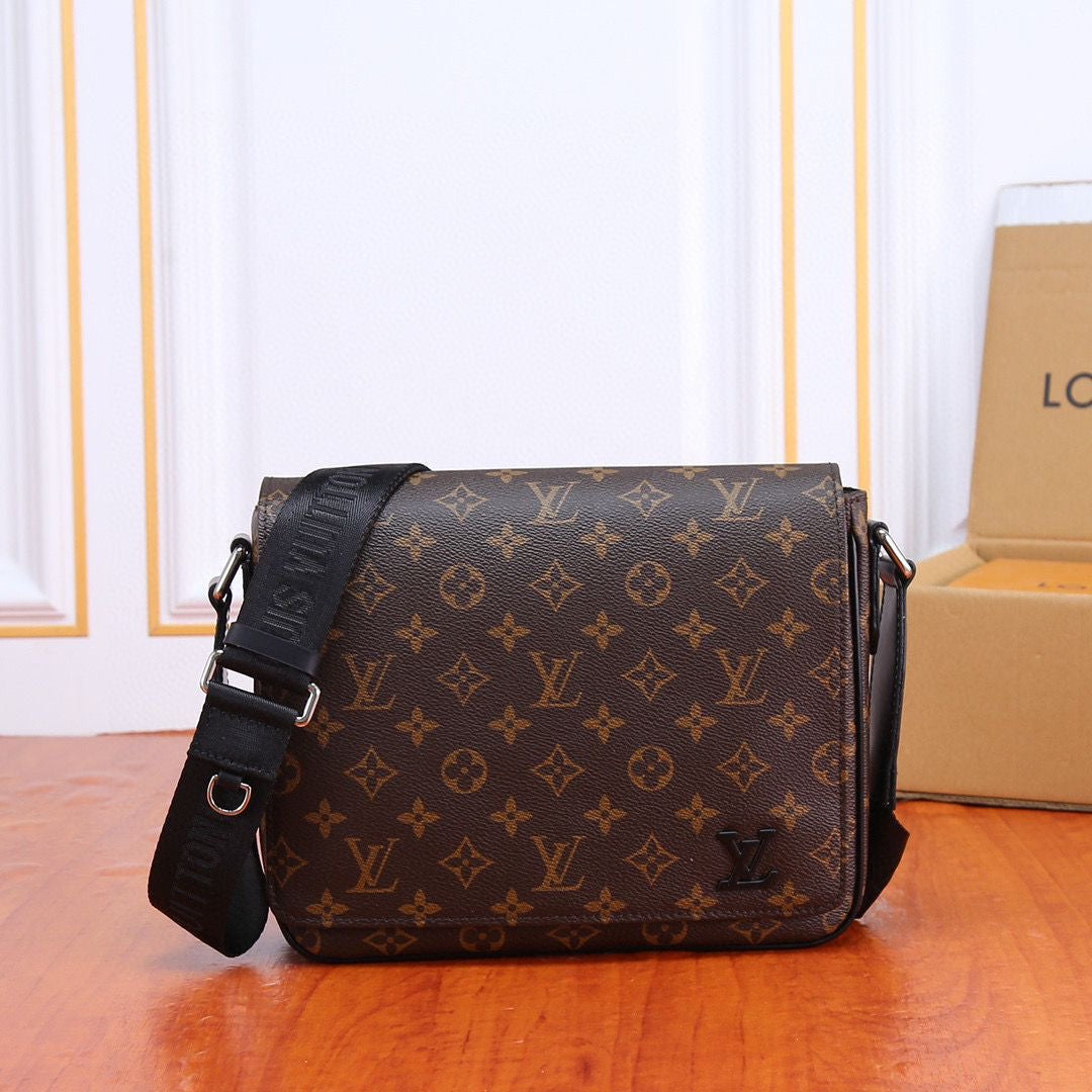 Lv bag - men