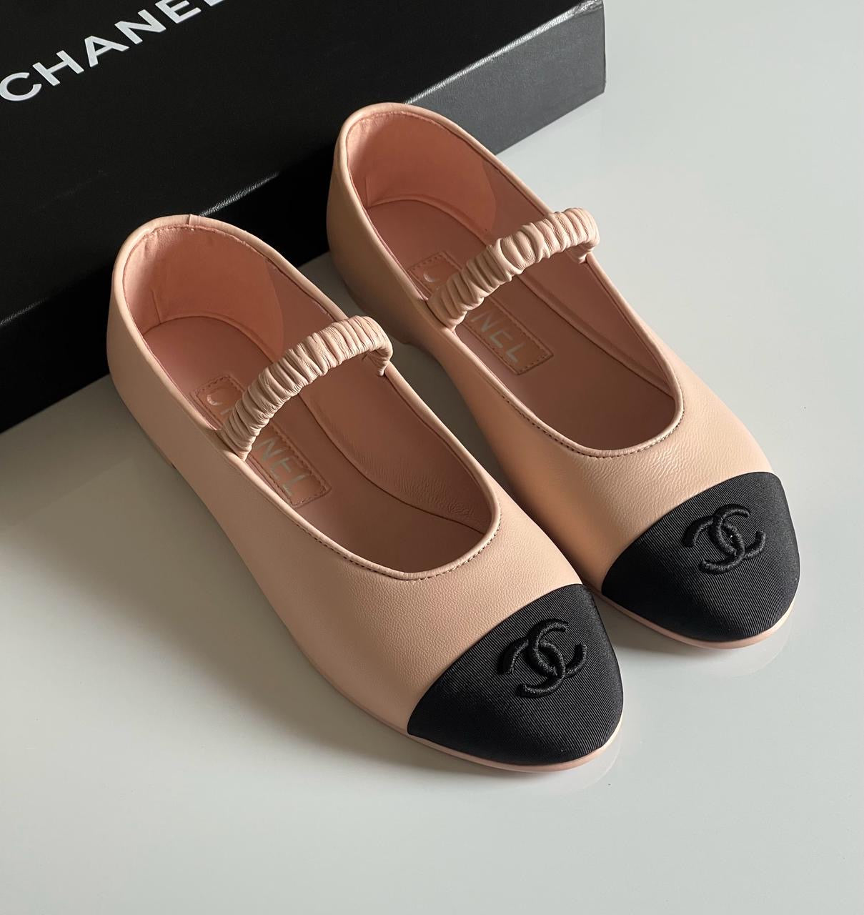 Chanel ballerina