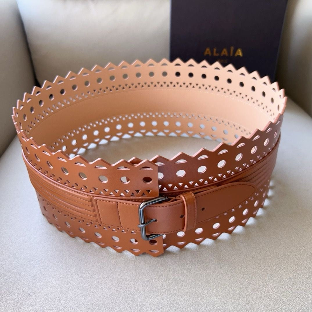 Alaia belt