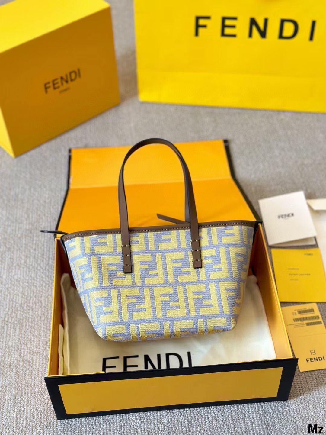 Fendi bag - tote small