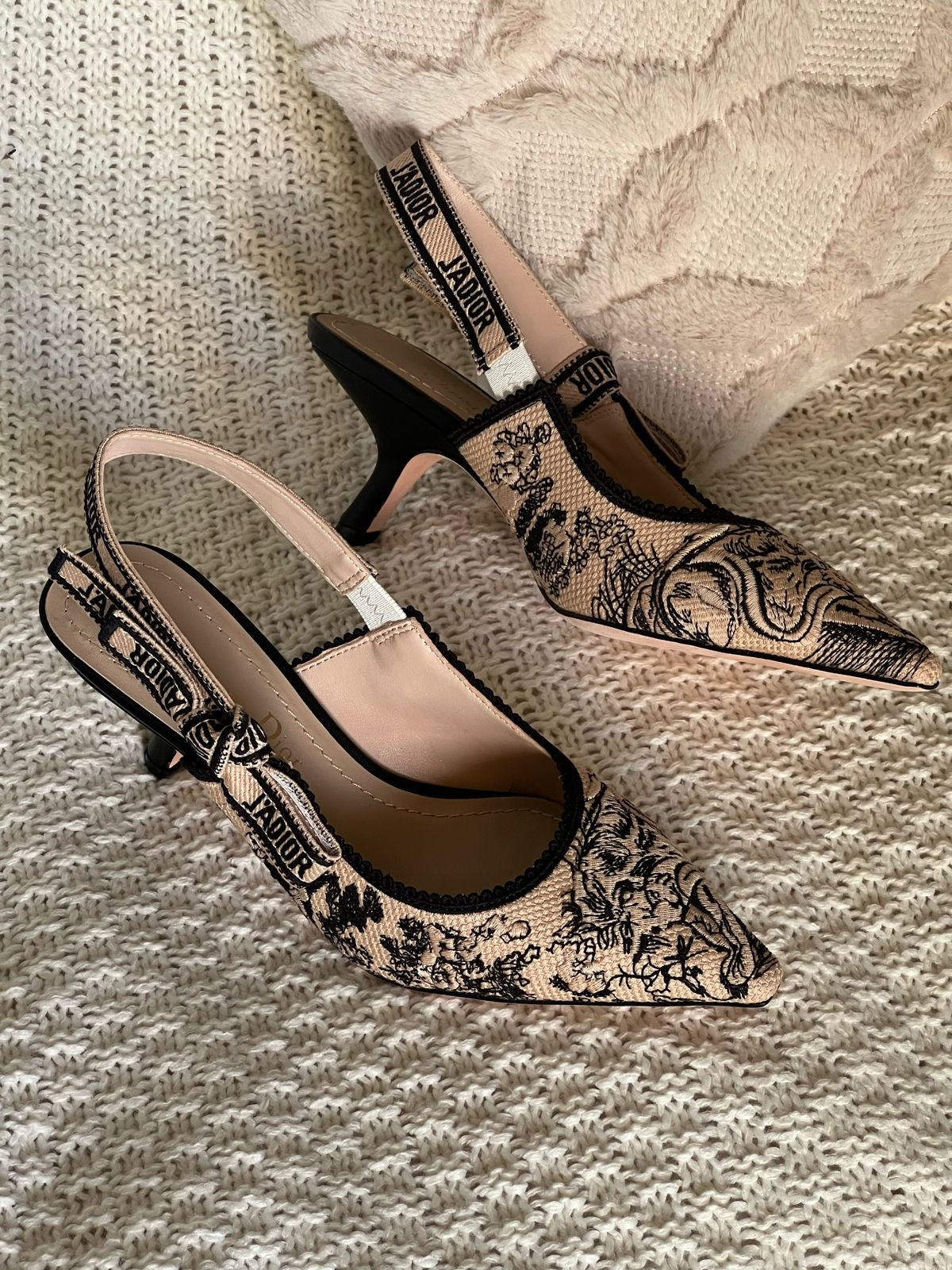 Dior heels - beige