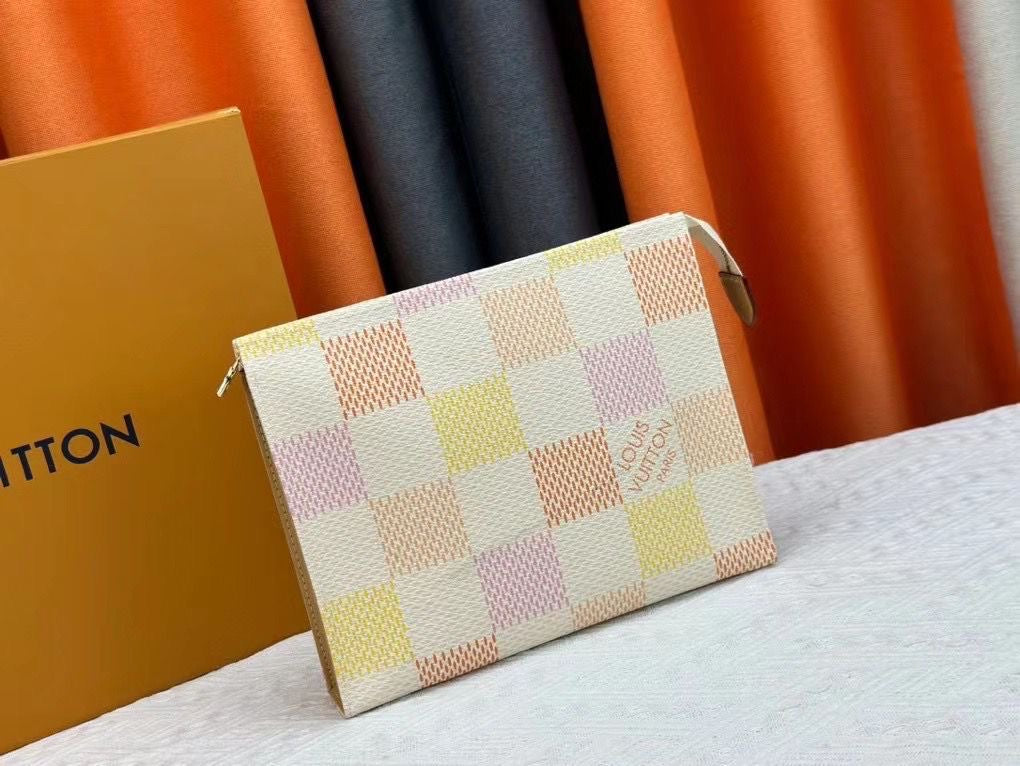 Lv bag - pouch