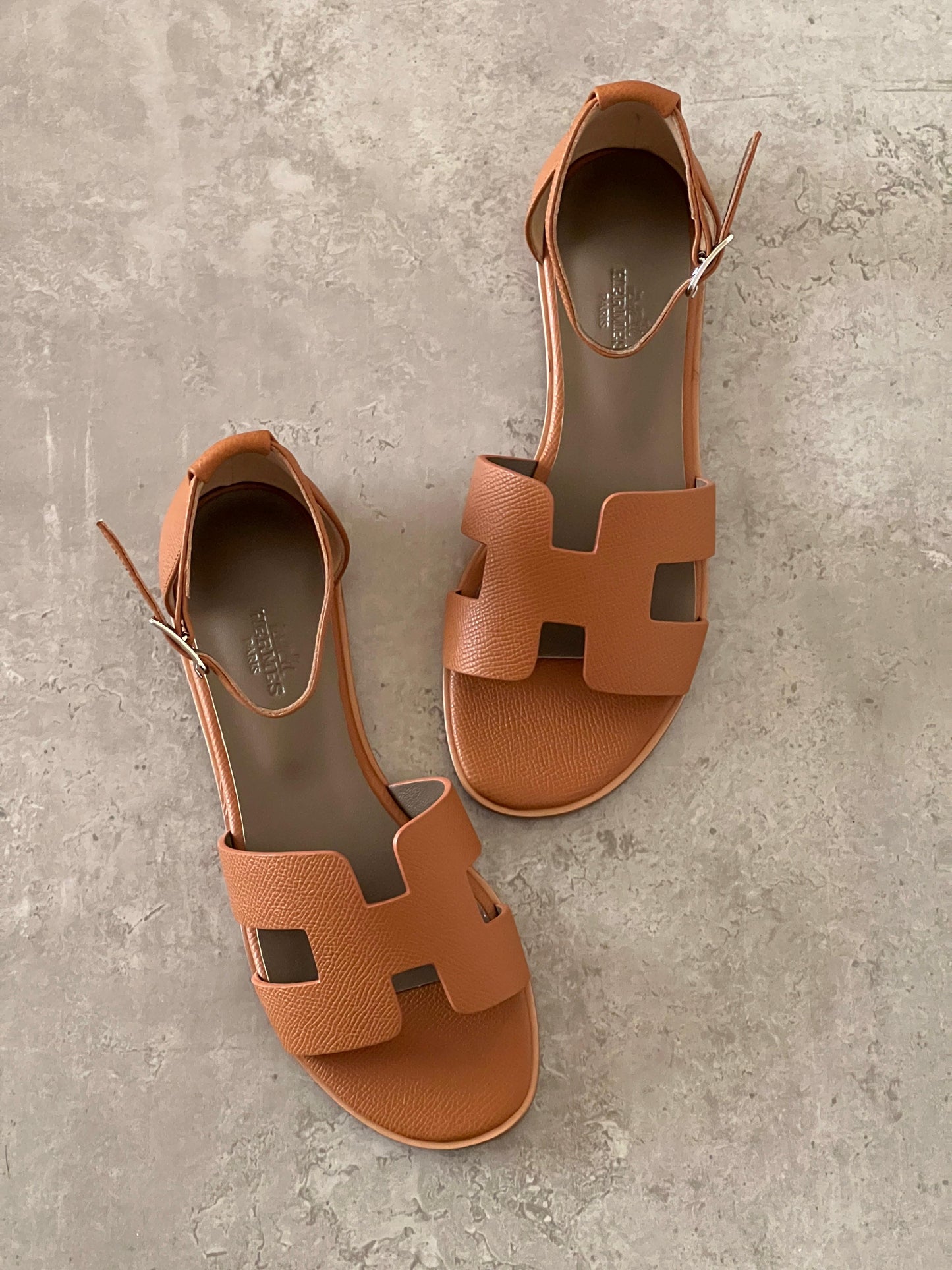 Hermes sandals. - hermes slippers