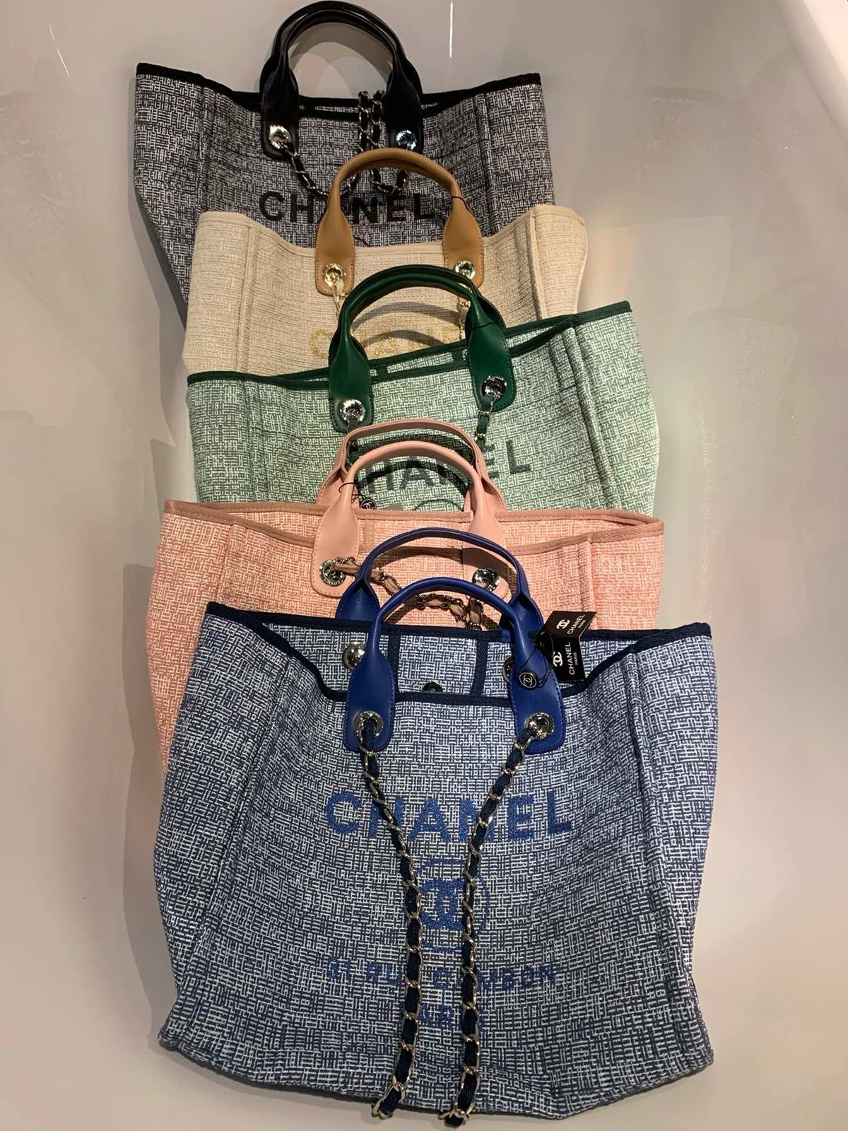 Chanel bag tote