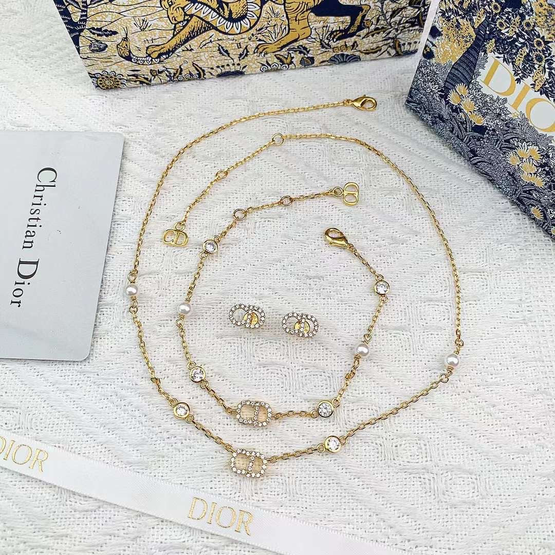 Dior jewelry set