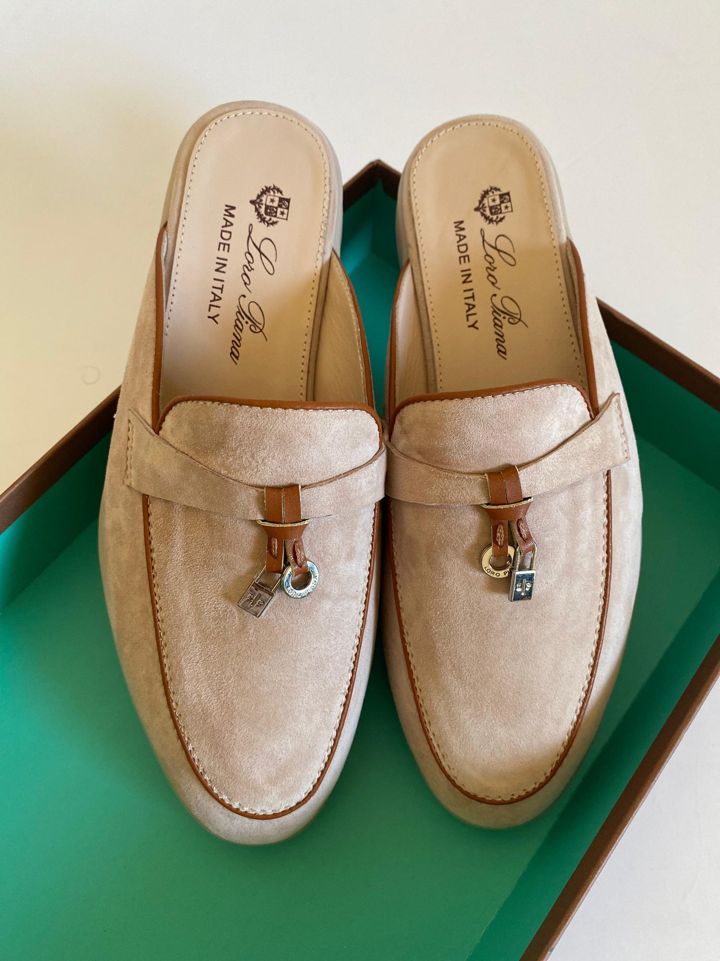 Loro piana mules