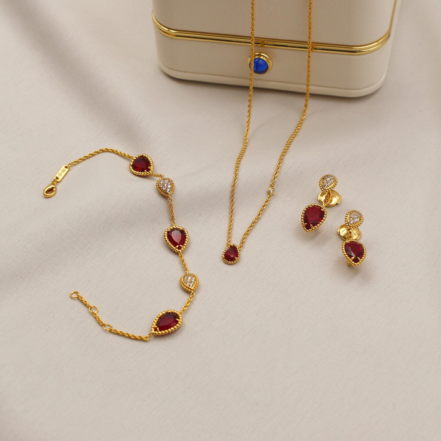 Boucheron jewelry set