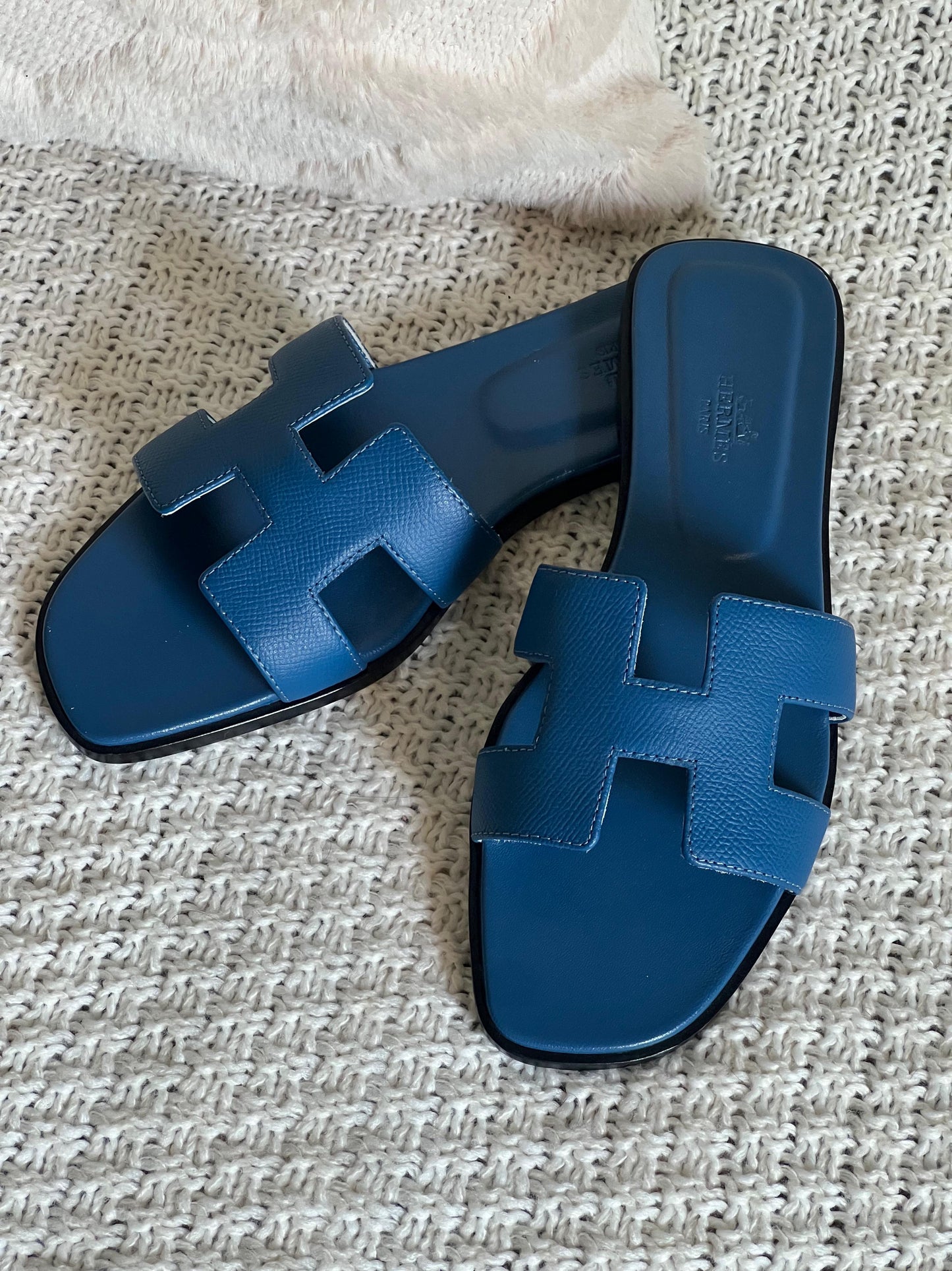 Hermes slippers blue