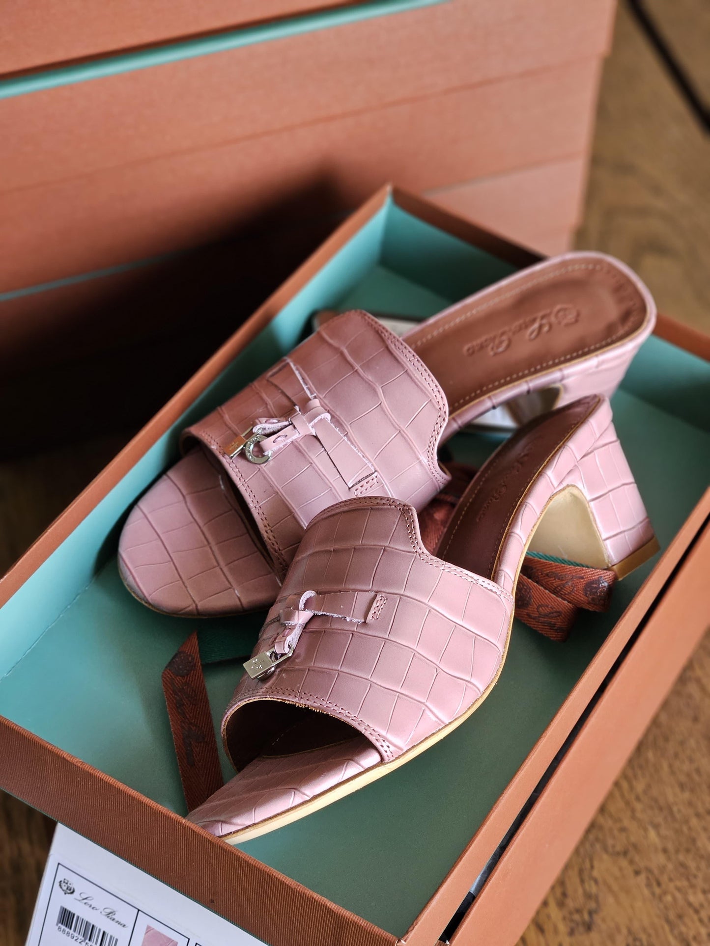 Loro piana sandals heels pink