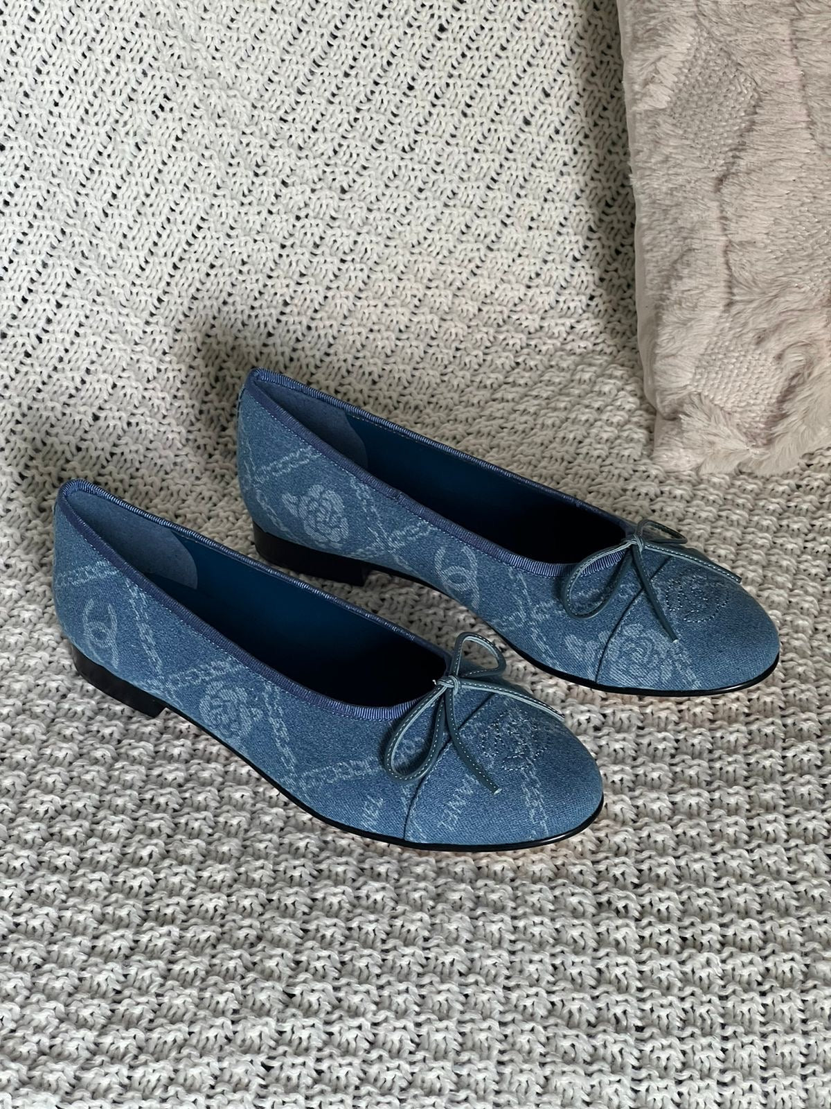 Chanel ballerina- blue denim