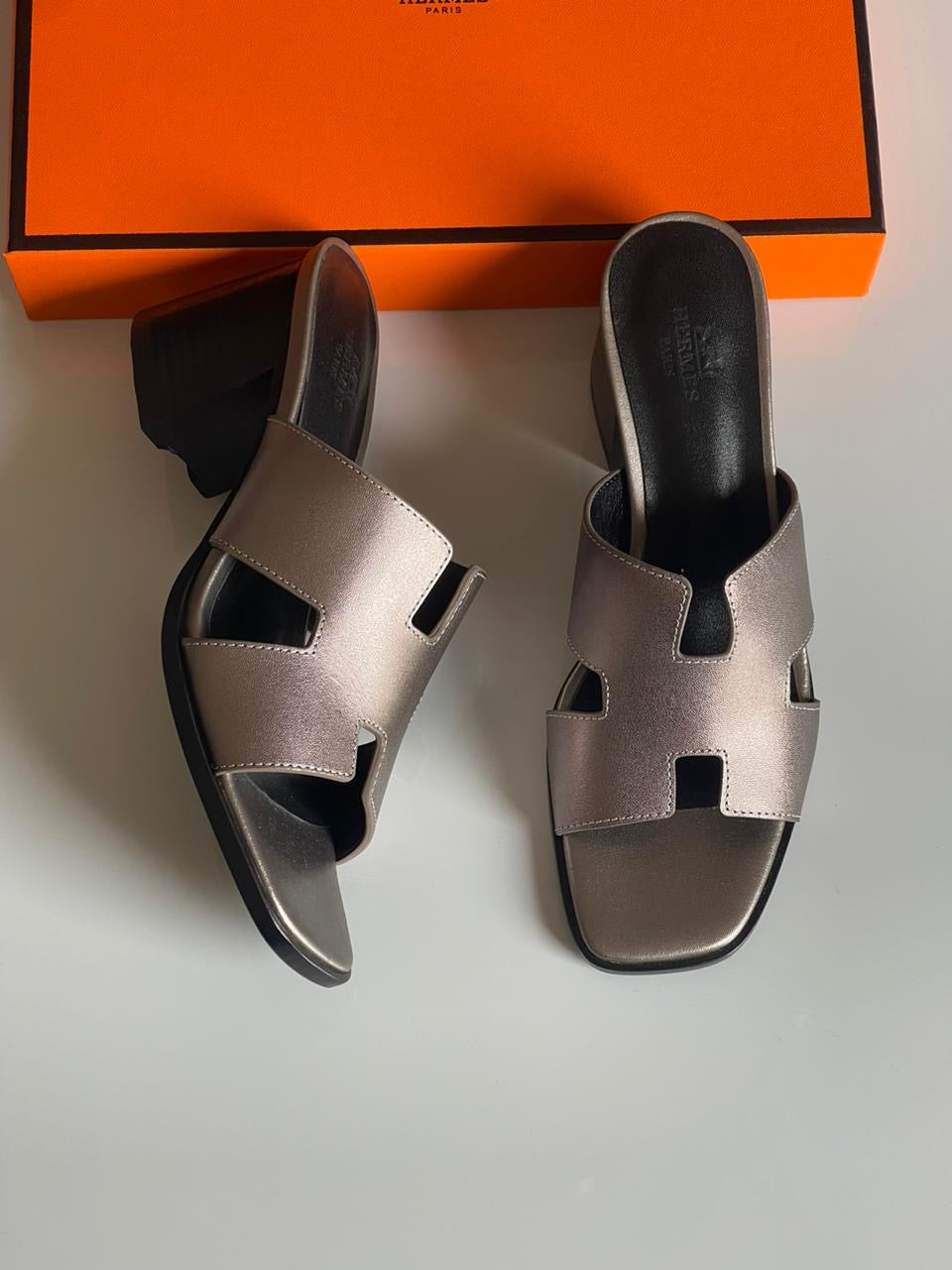 Hermes sandals heels