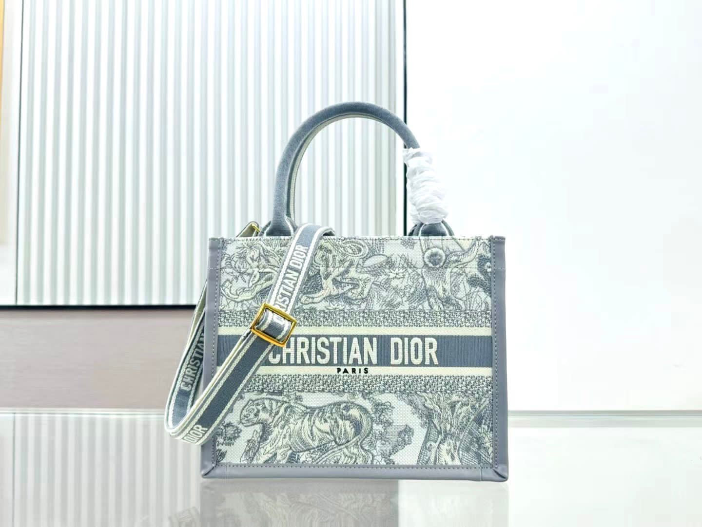 Dior bag tote