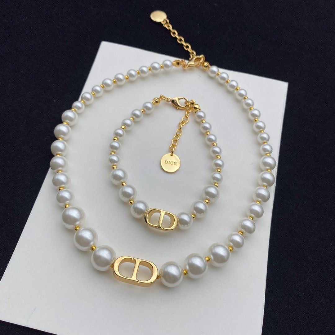 Dior jewelry set - pearl