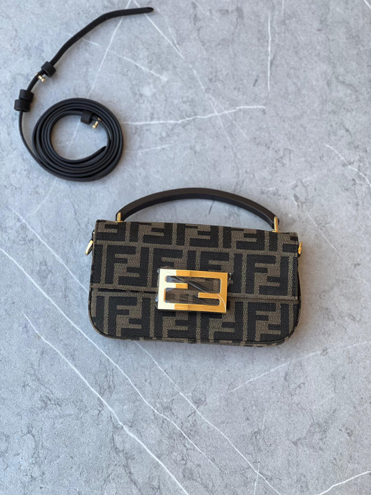 Fendi bag mini