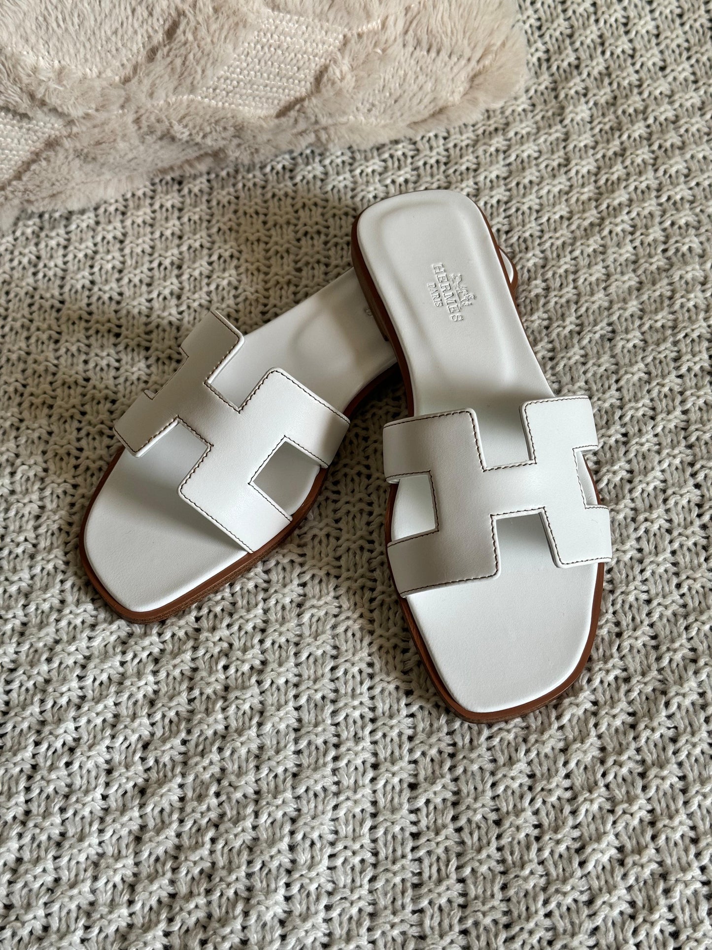 Hermes slippers - white