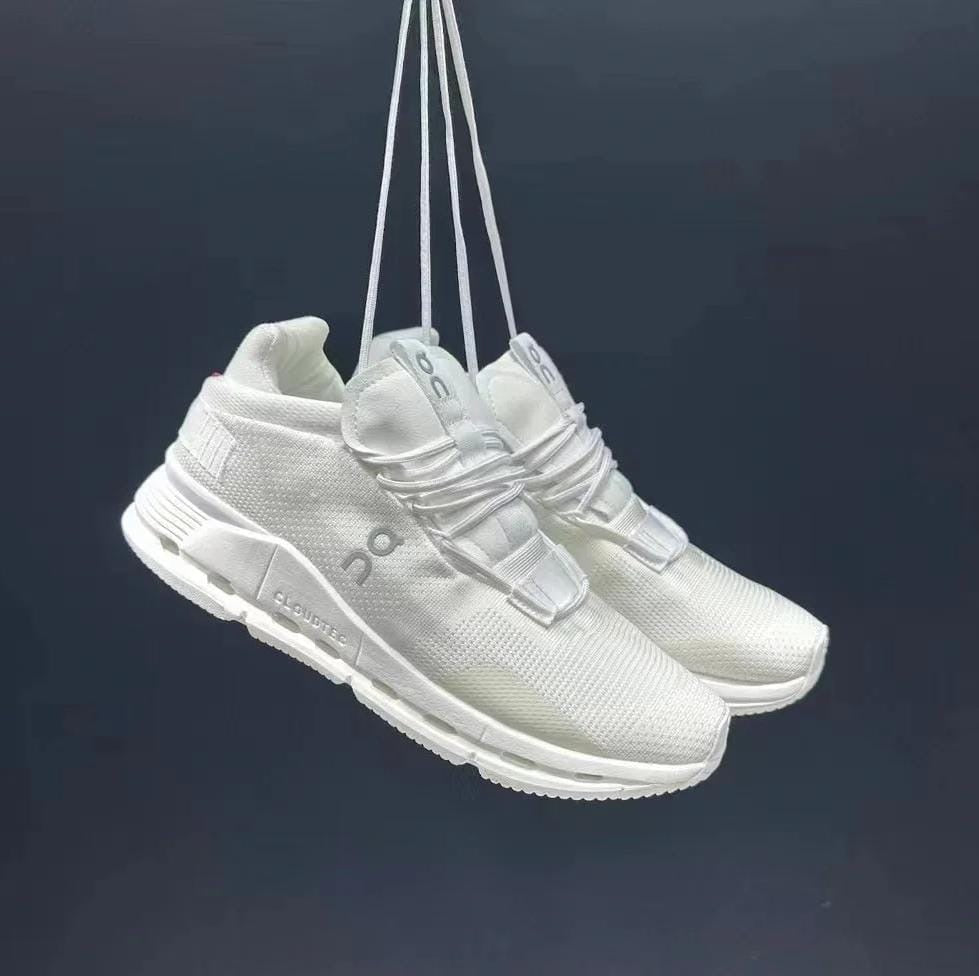 On cloud loewe sneakers