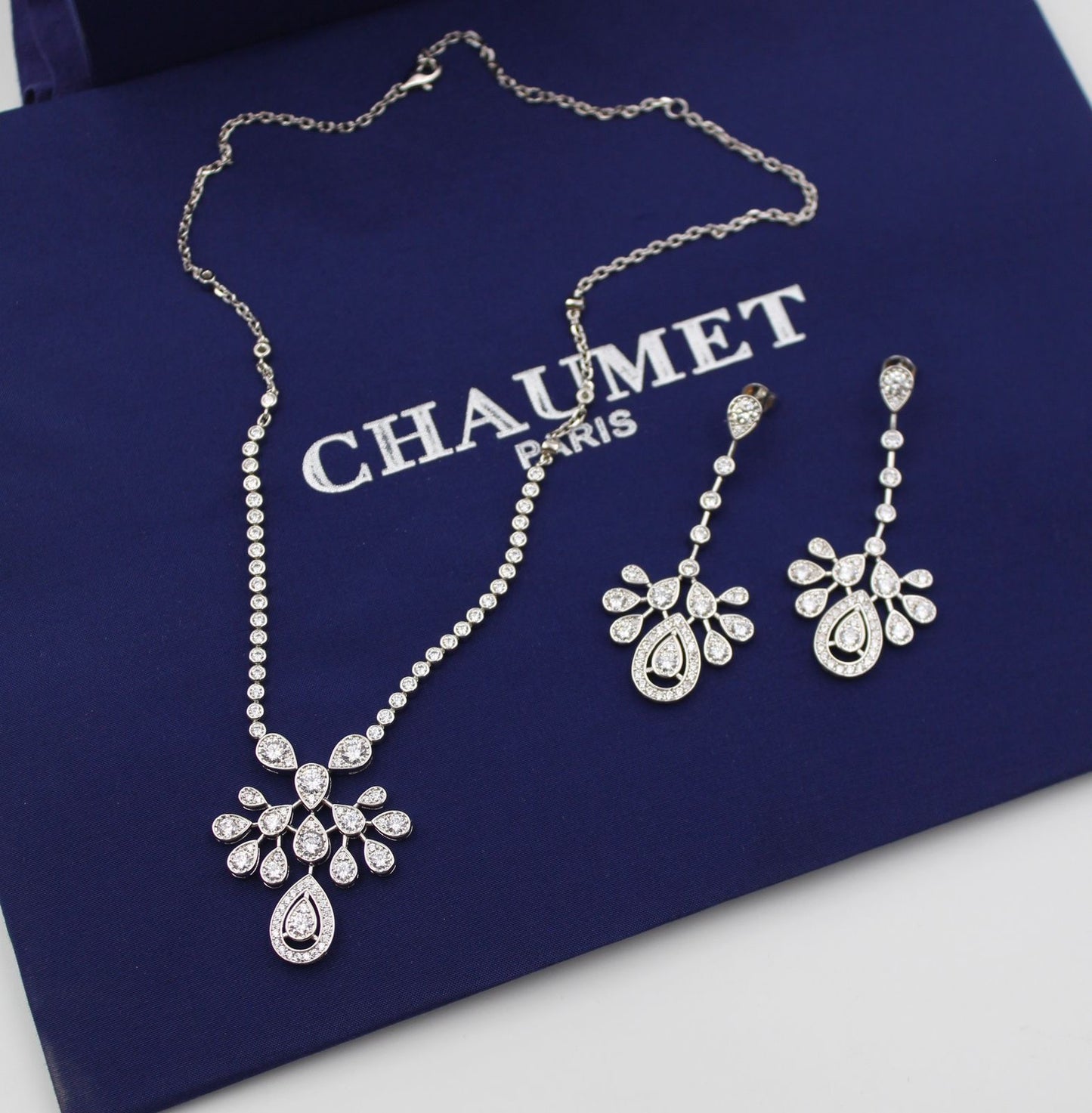 Chaumet jewelry set