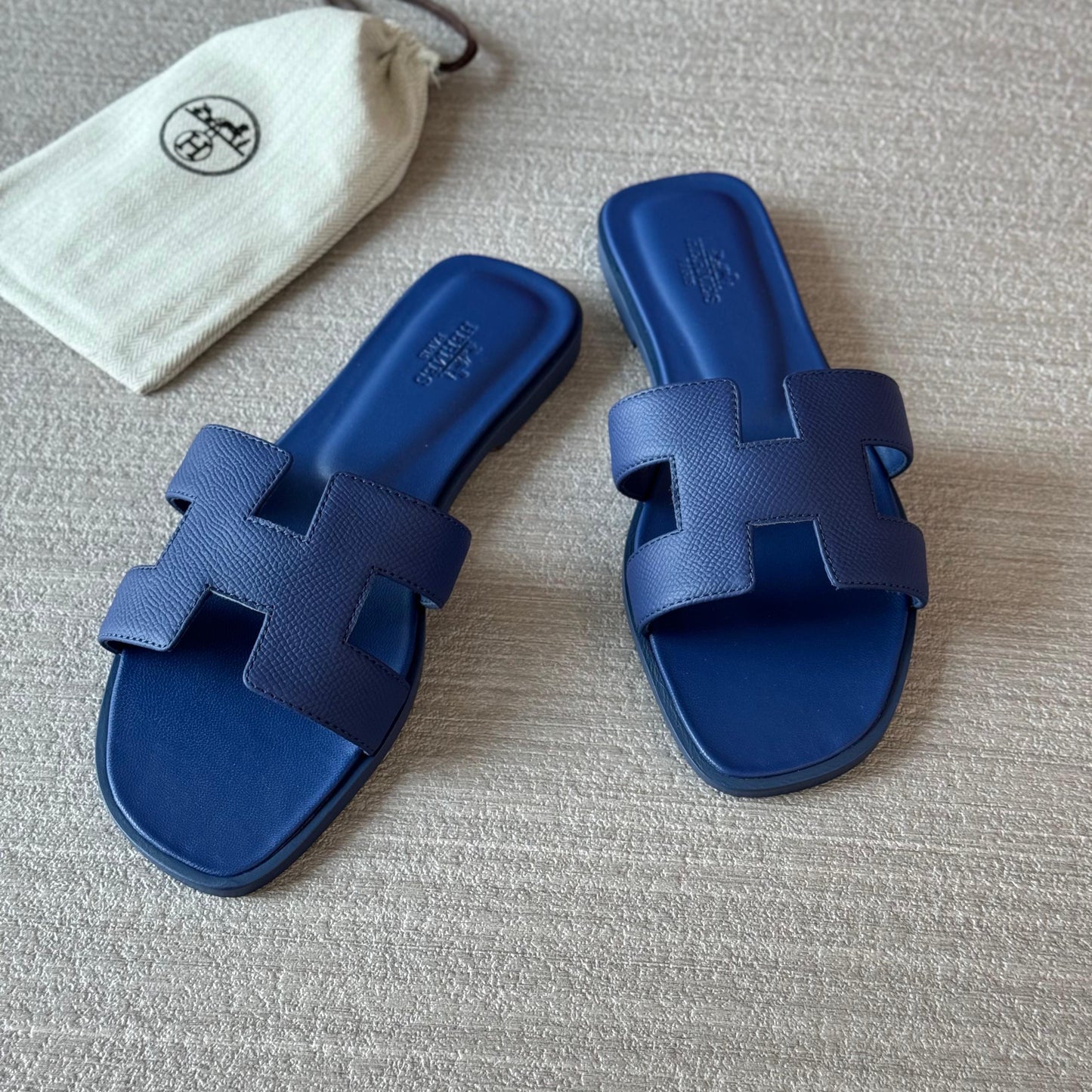 Hermes slippers