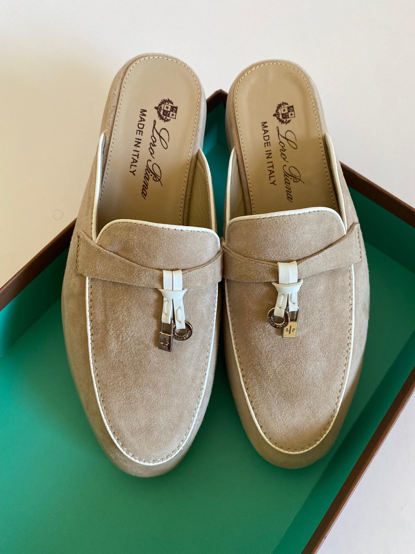 Loro piana mules