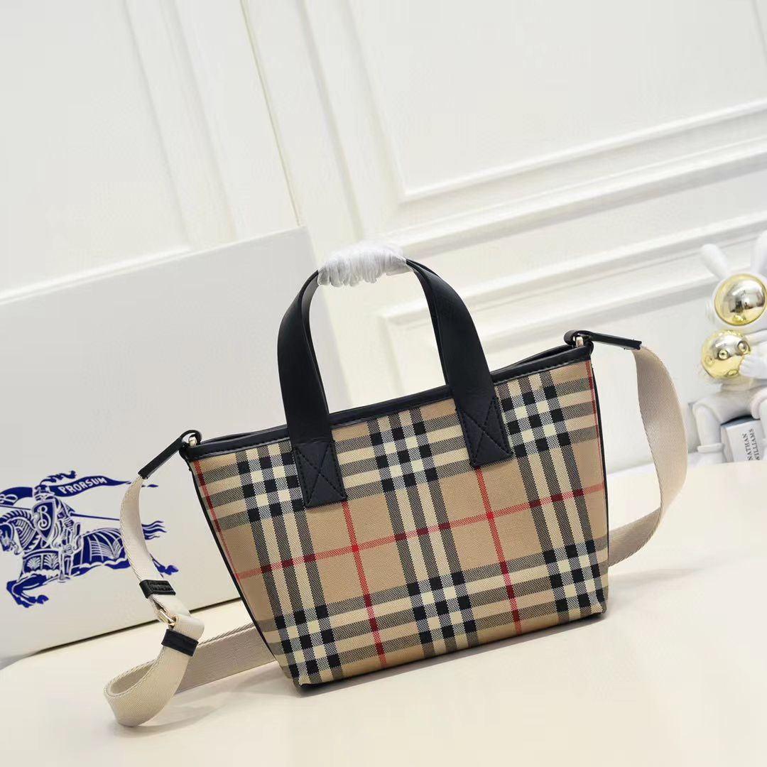 Burberry bag tote