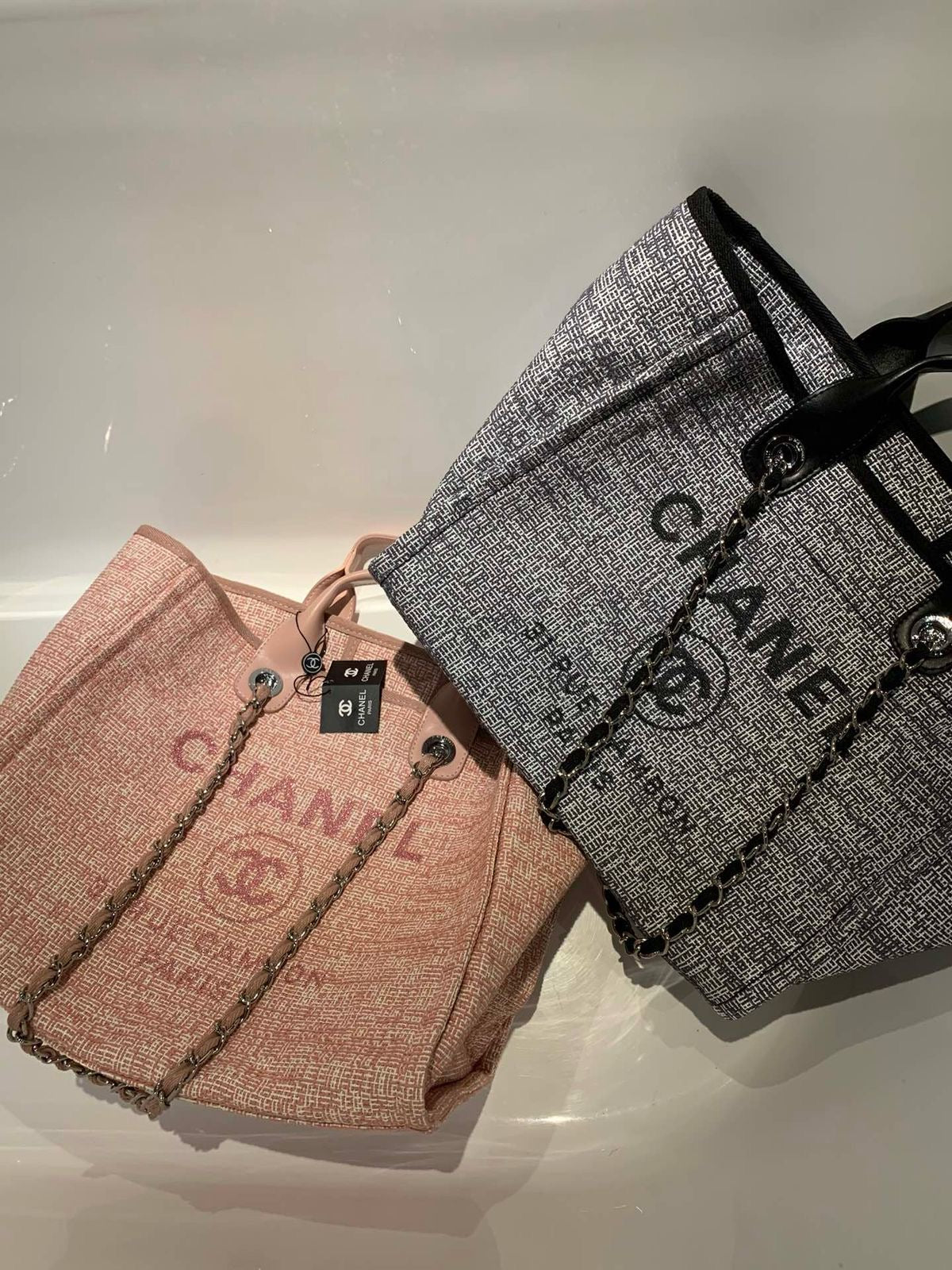 Chanel bag tote