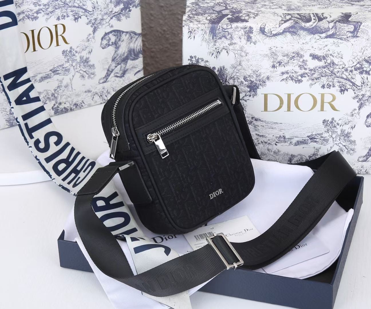 Dior bag - men