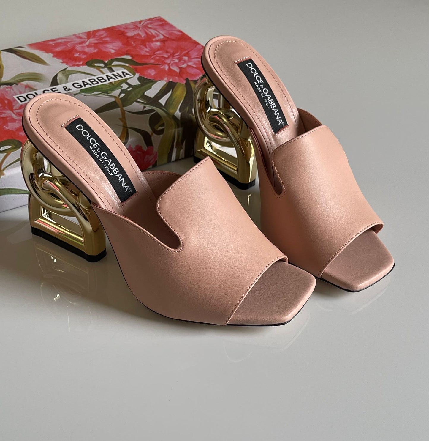 D&G sandals heels nude