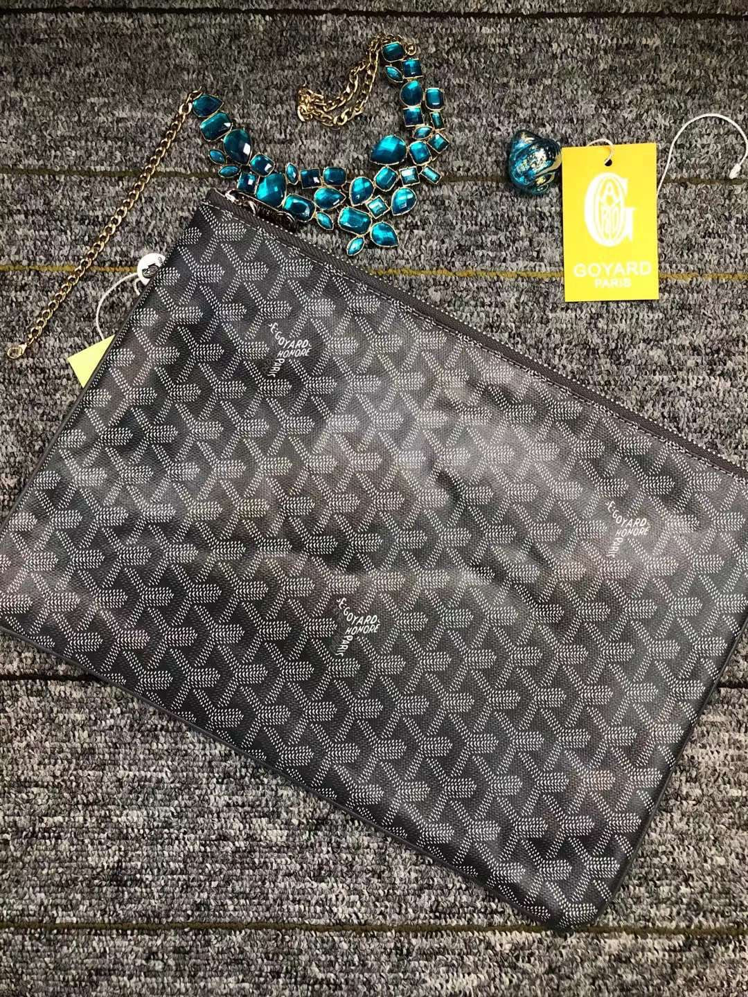 Goyard bag